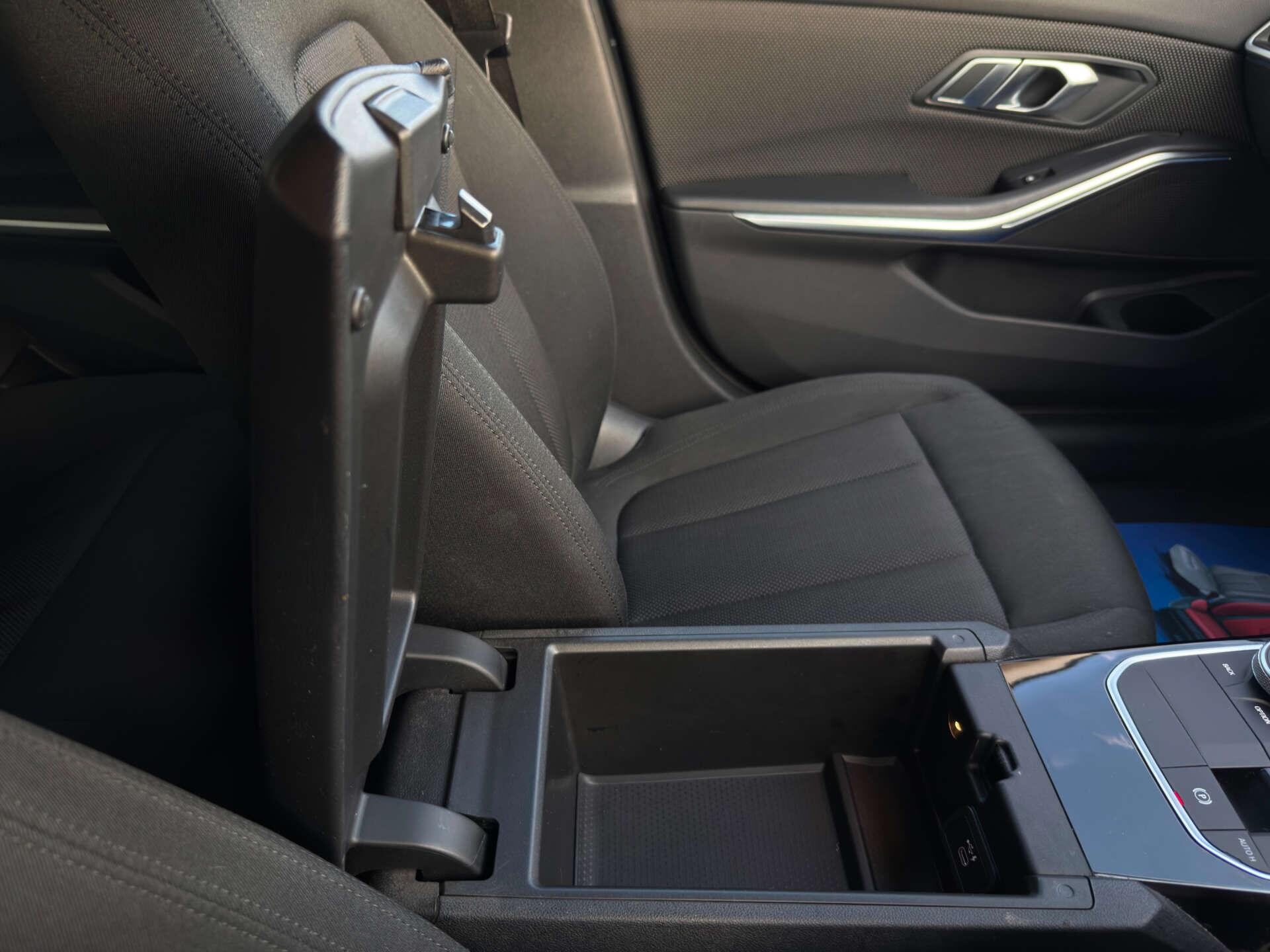 BMW 3 Series view 66