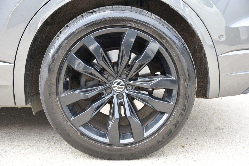Volkswagen Touareg view 67
