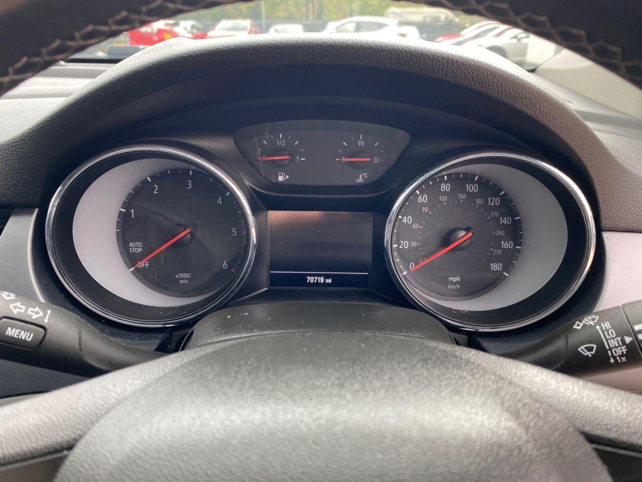 Vauxhall Astra view 29