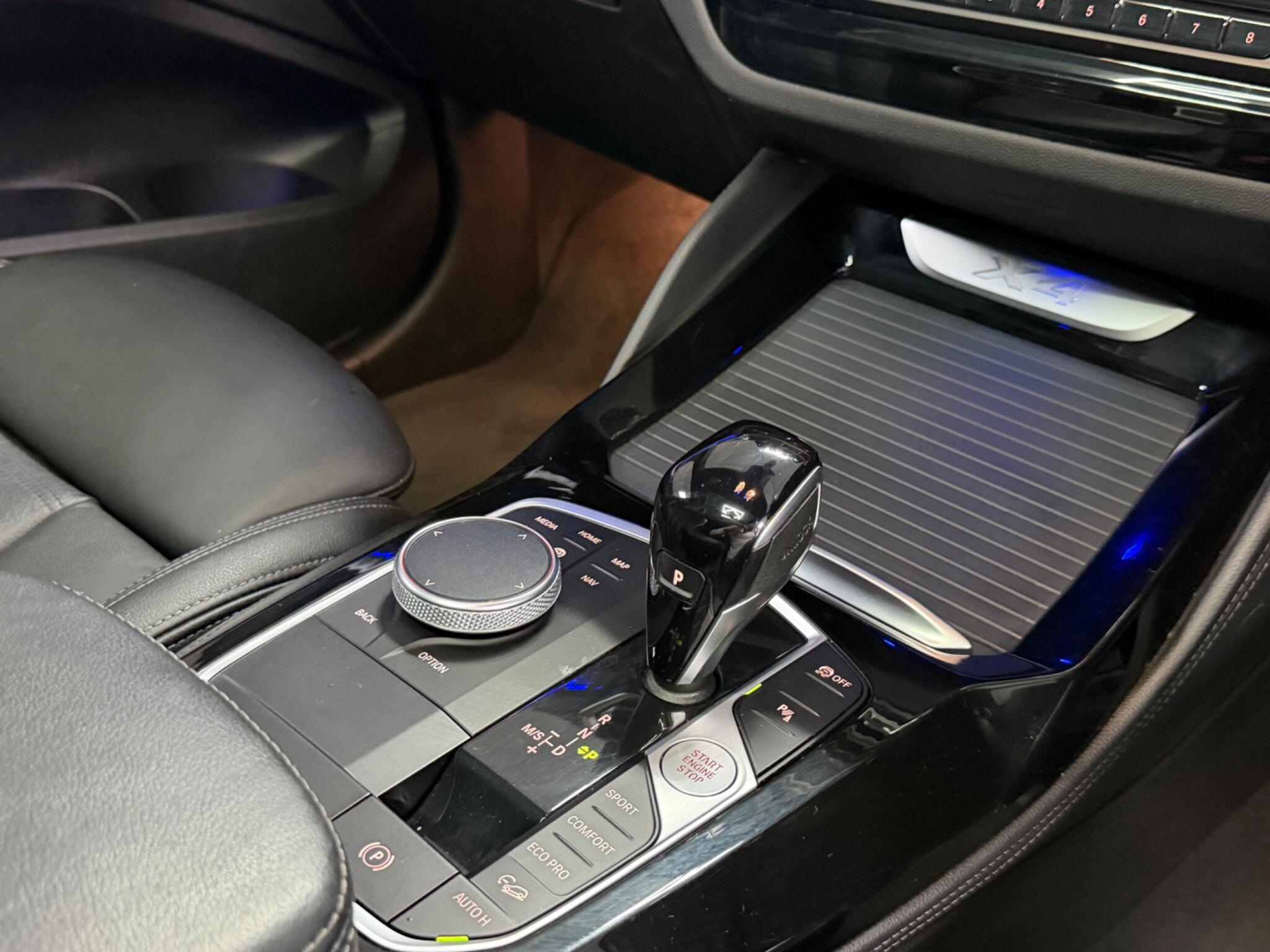 BMW X4 view 19
