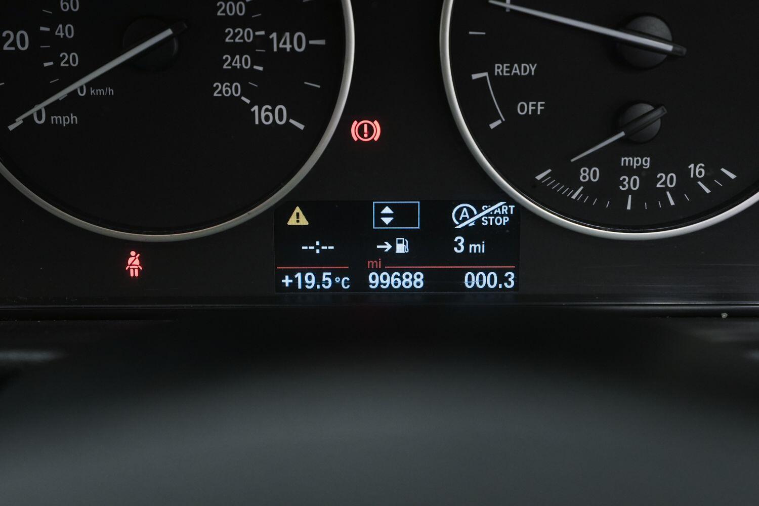 BMW 3 Series view 21