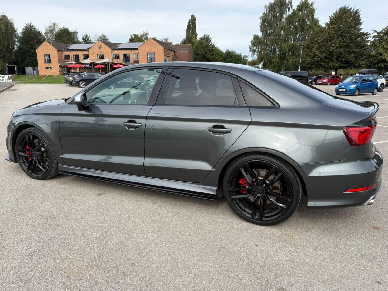 Audi S3 view 19