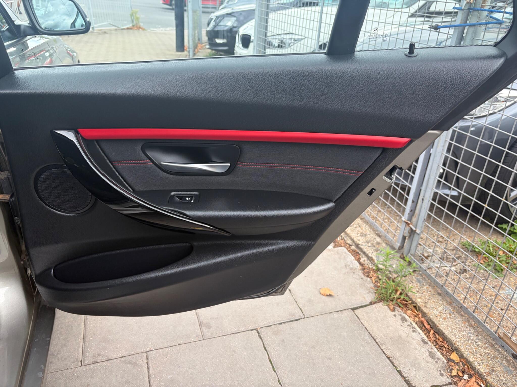 BMW 3 Series view 64