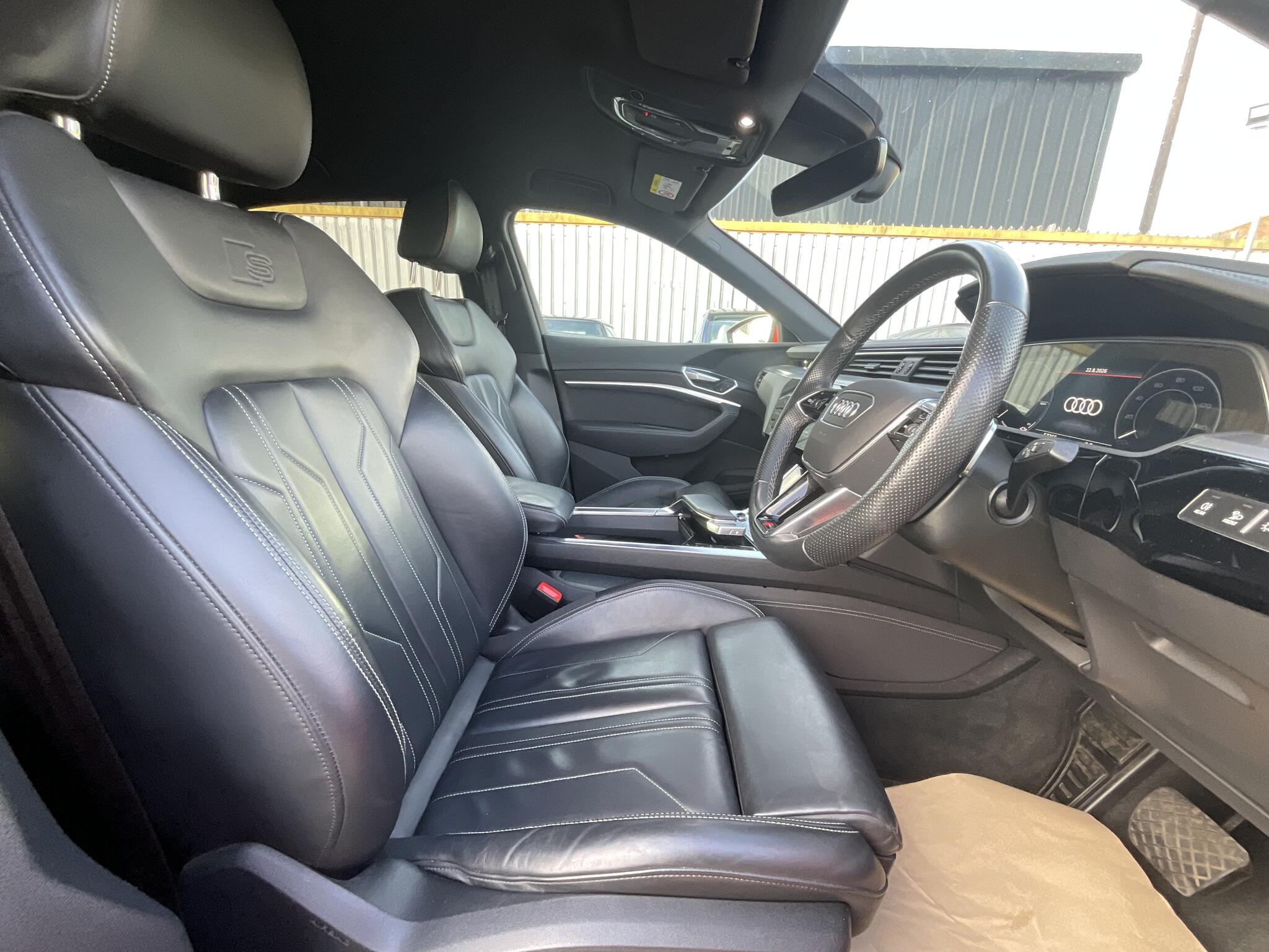 Audi E-Tron view 9