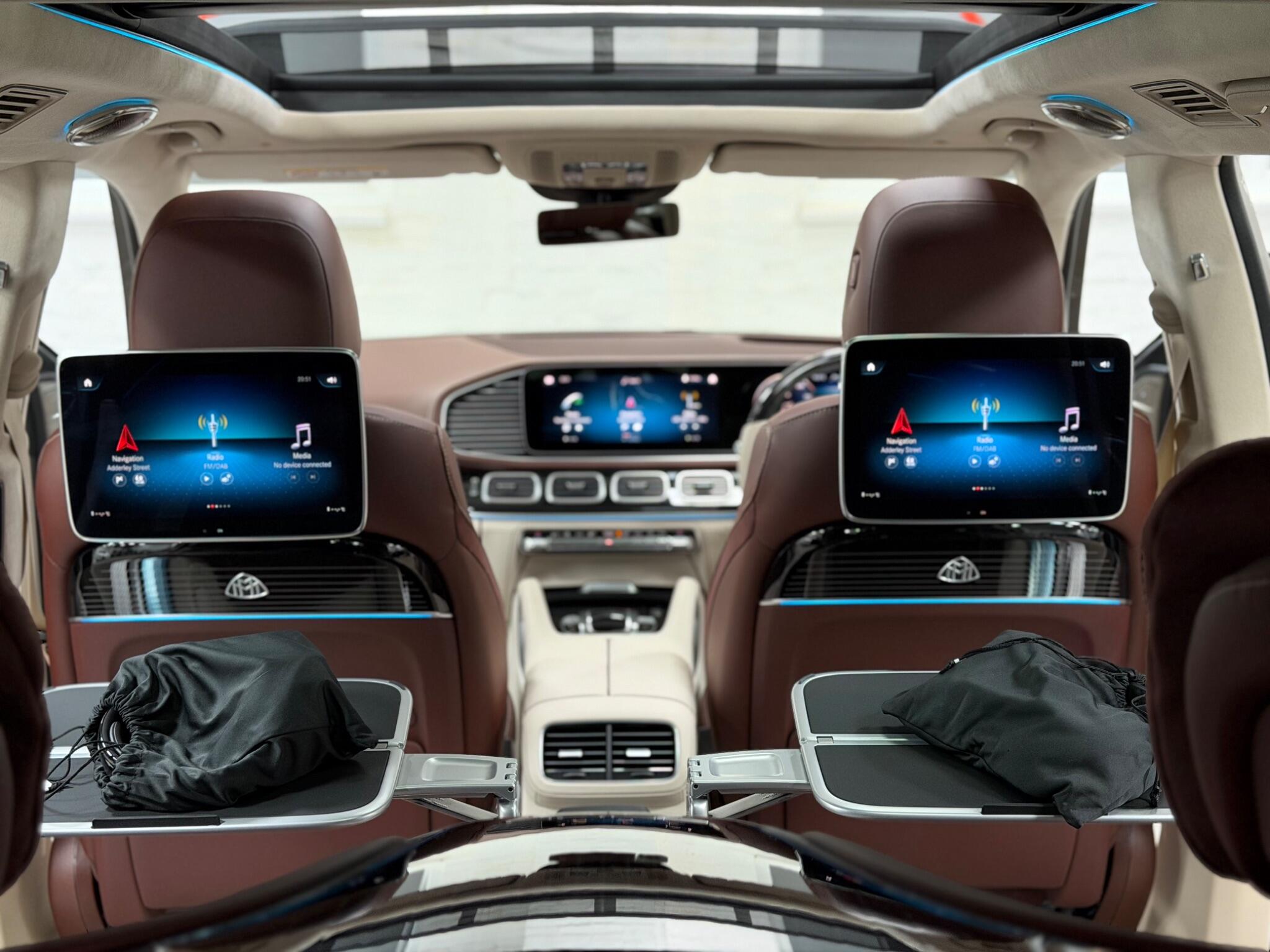 Mercedes-Benz GLS view 42