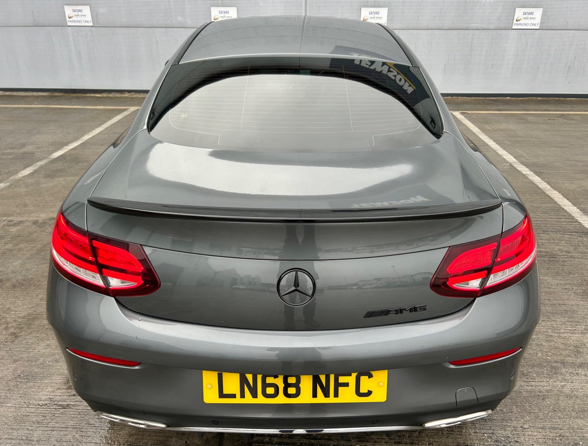 Mercedes-Benz C-Class view 7