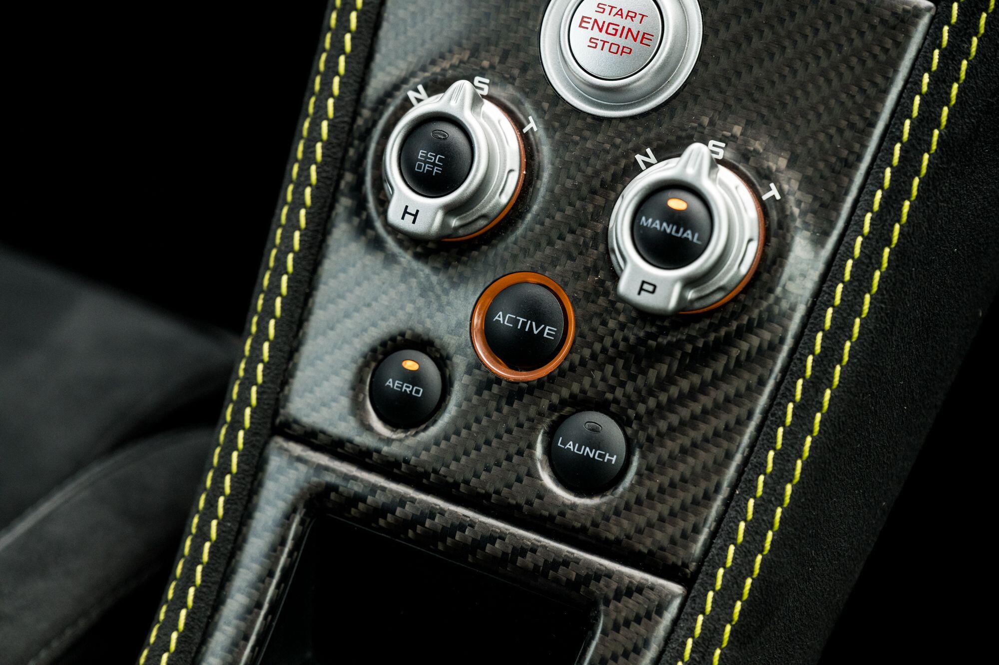 McLaren 675LT view 58