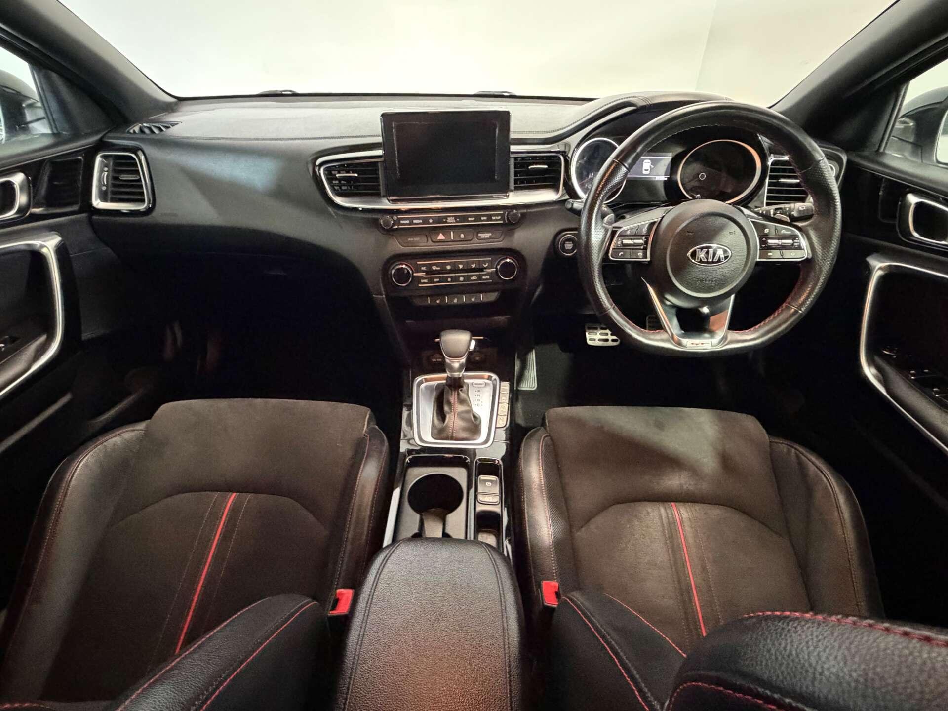 Kia Proceed view 14