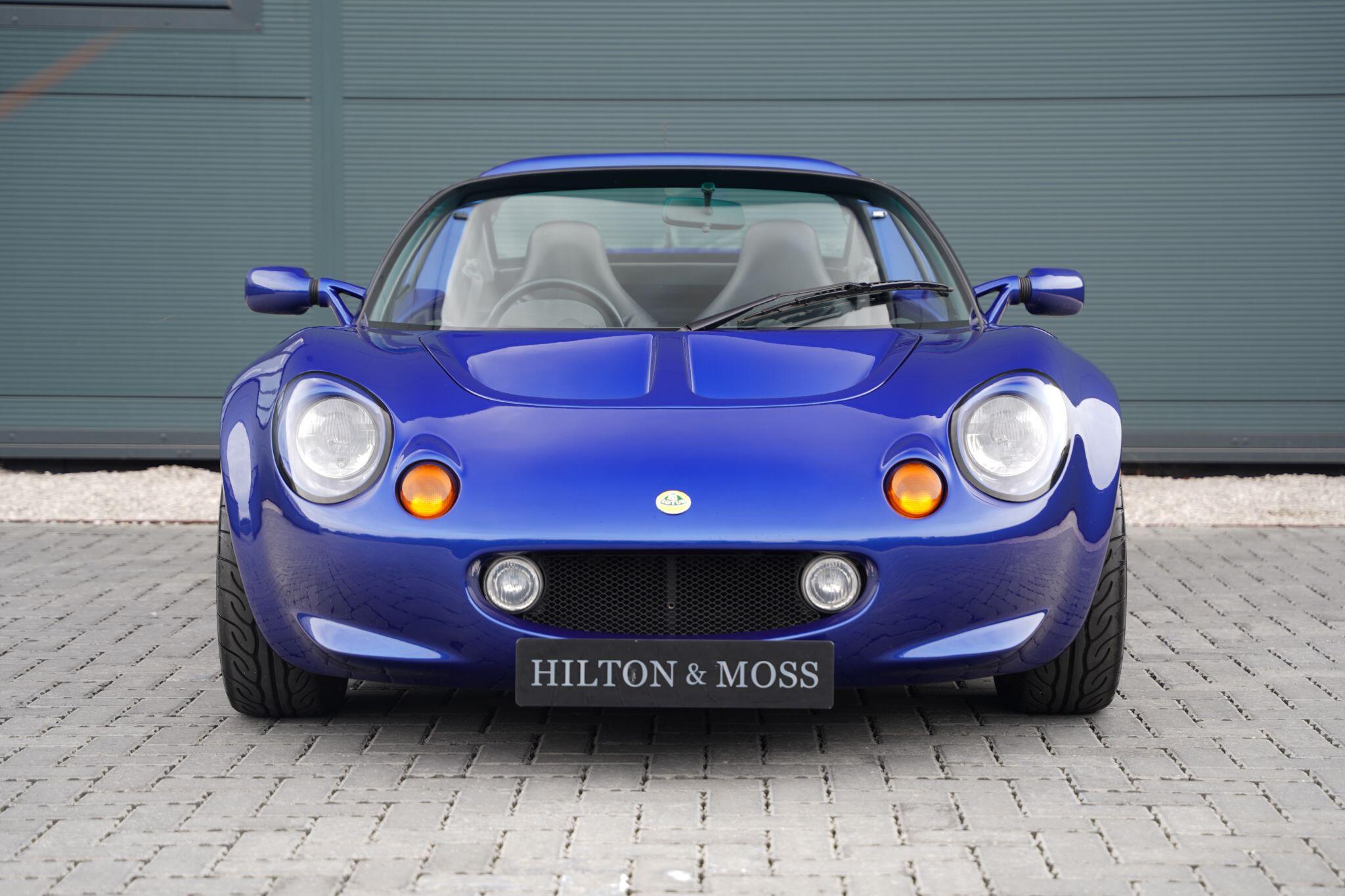Lotus Elise view 7