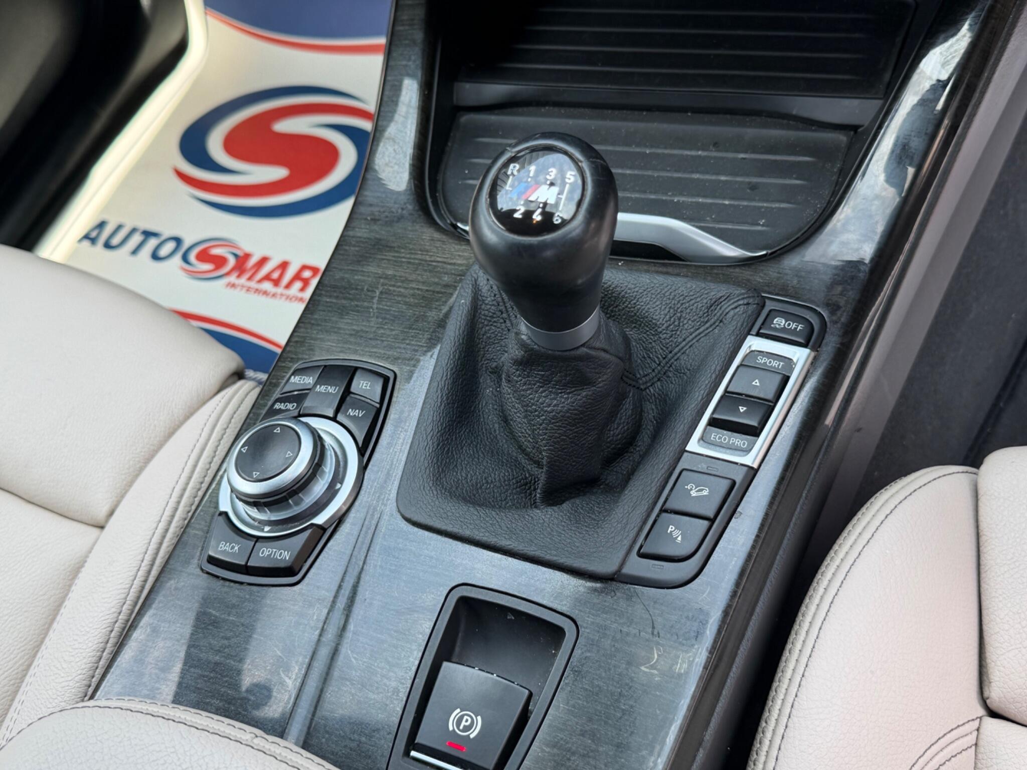 BMW X4 view 30