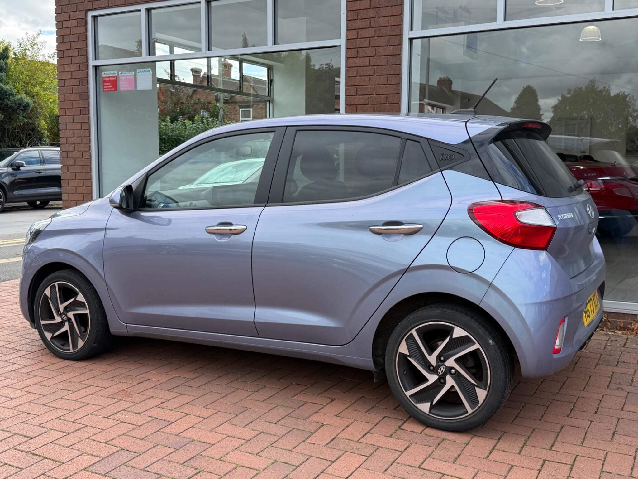Hyundai i10 view 13