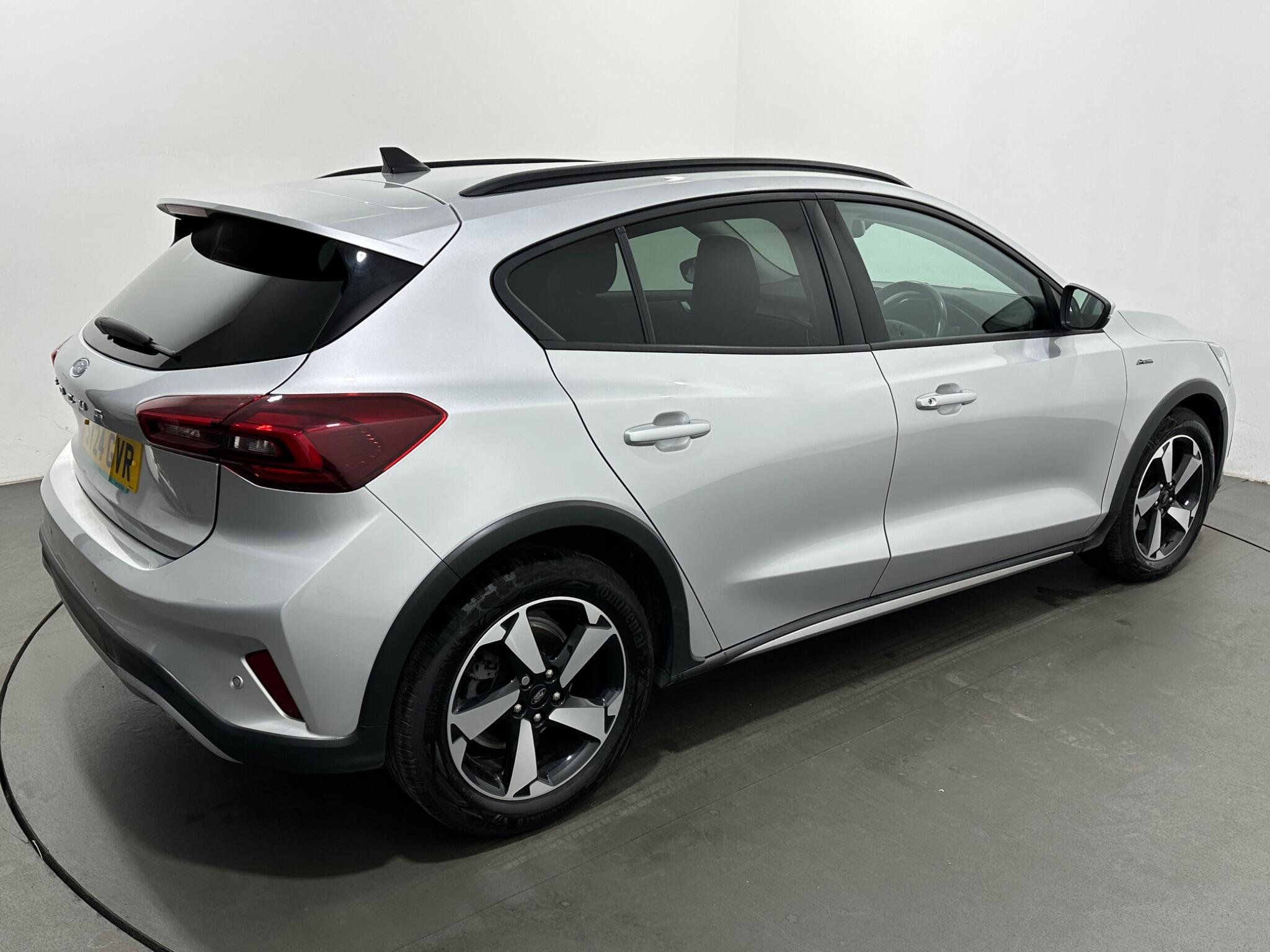 Ford Focus view 50