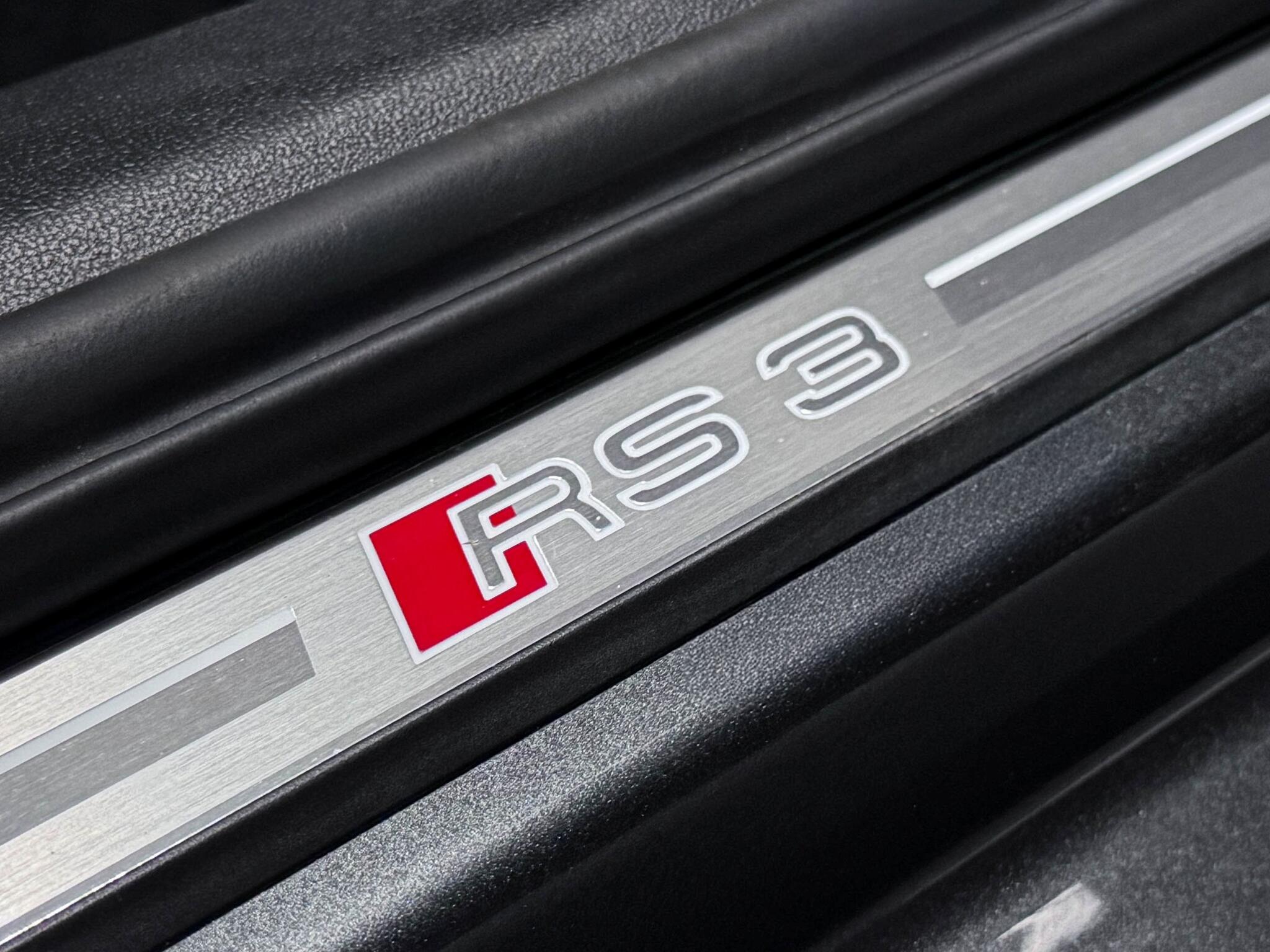Audi RS3 view 24