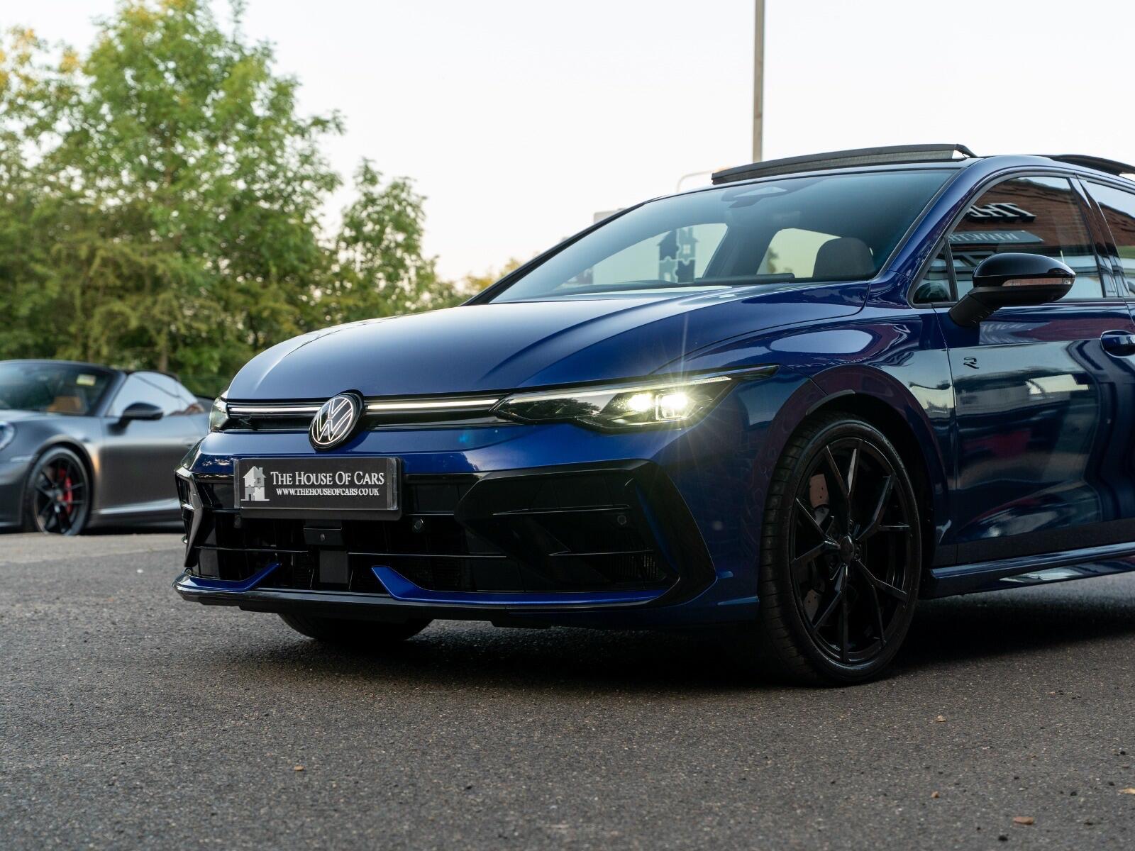 Volkswagen Golf view 20