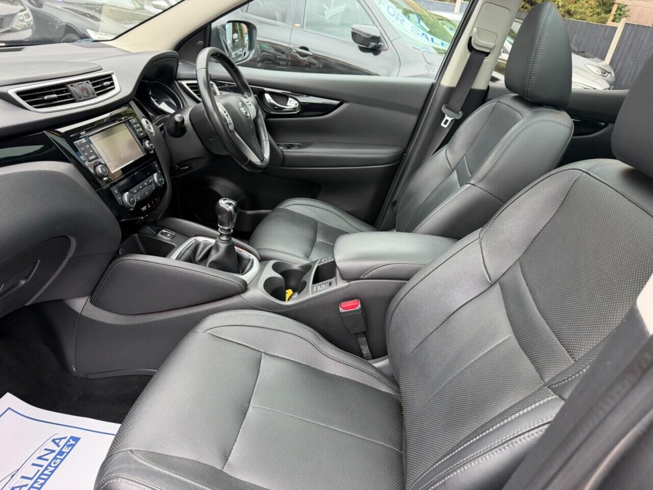 Nissan Qashqai view 16