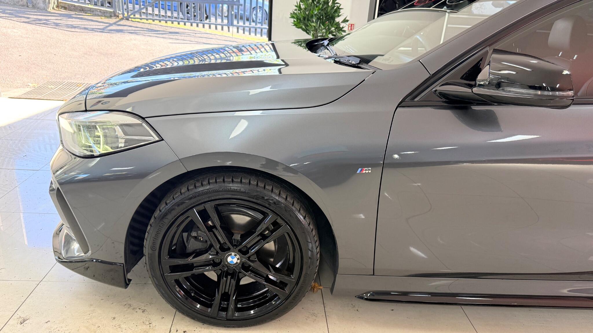 BMW 1 Series view 33