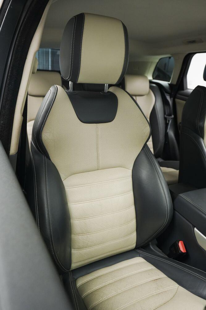 Land Rover Range Rover Evoque view 27