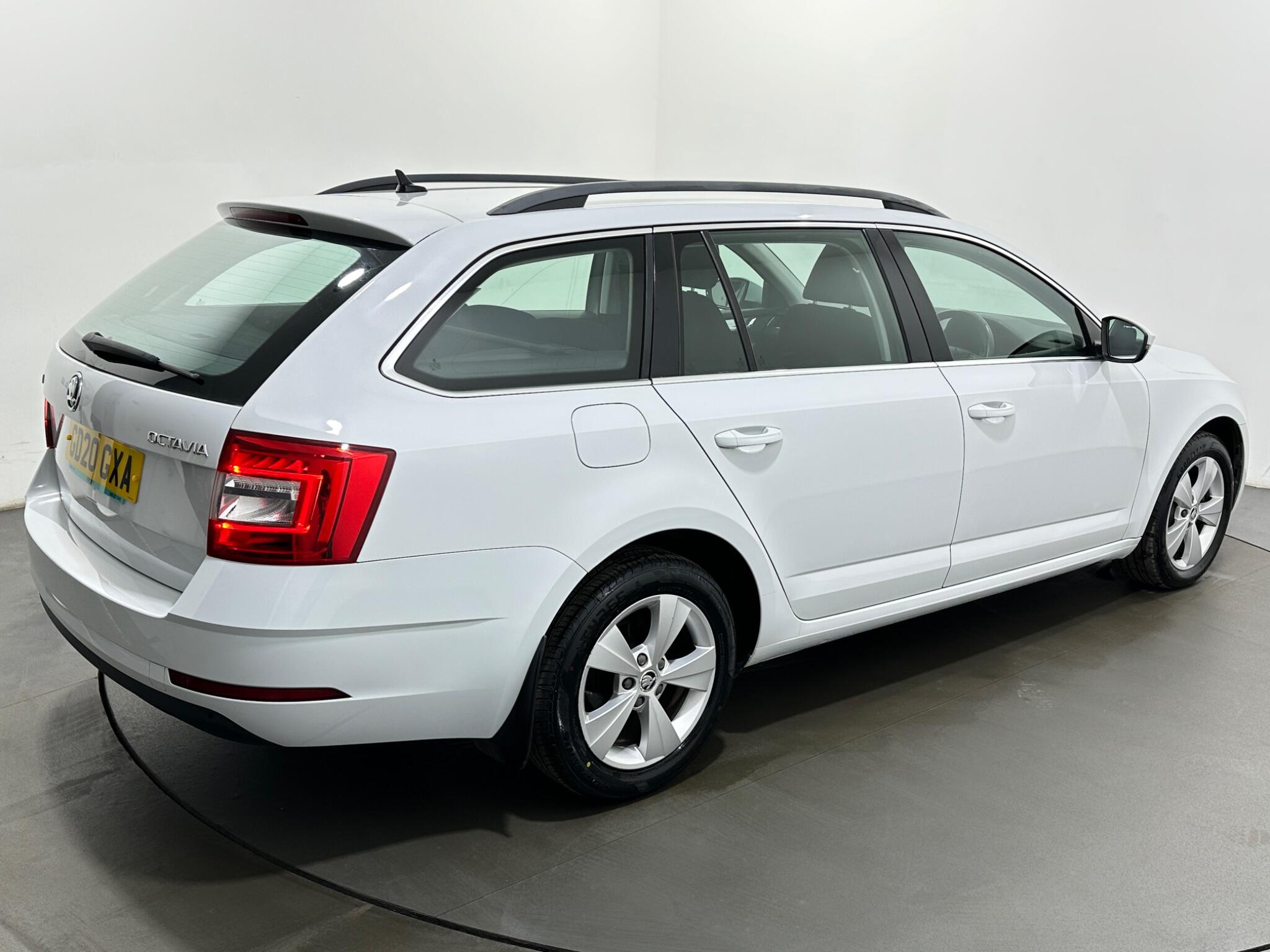 Skoda Octavia view 51
