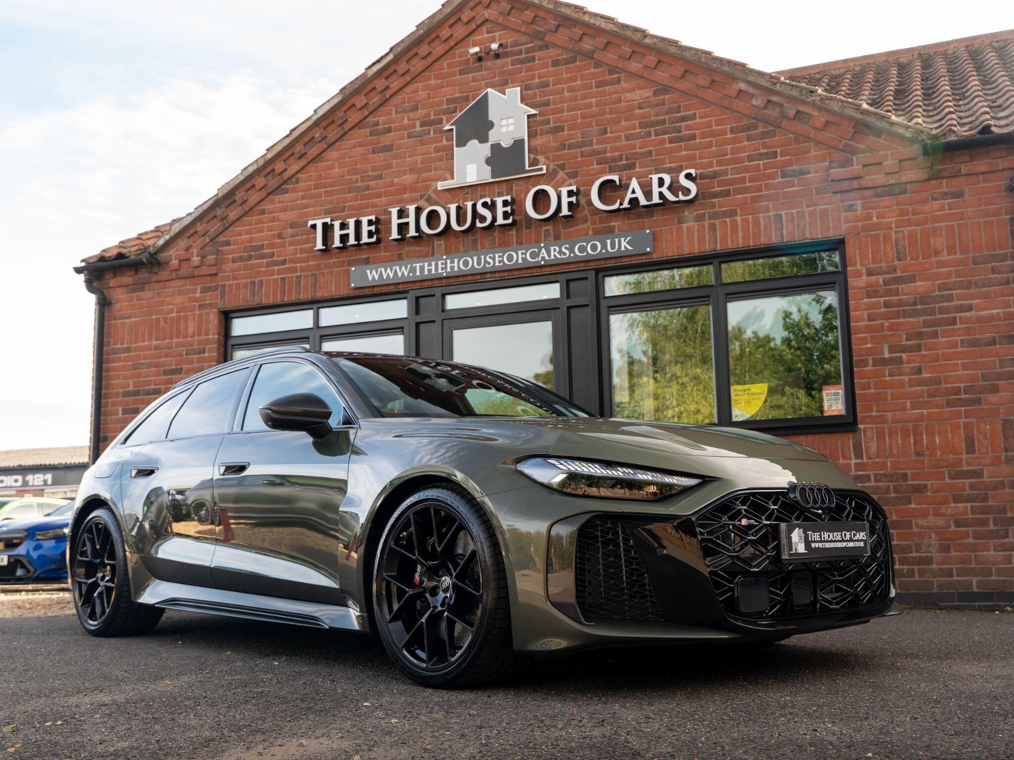 Audi RS5 view 5