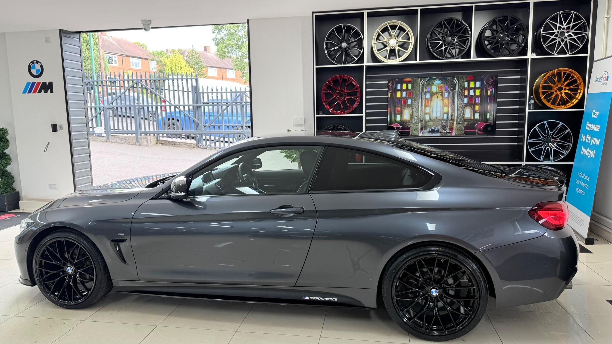 BMW 4 Series view 33