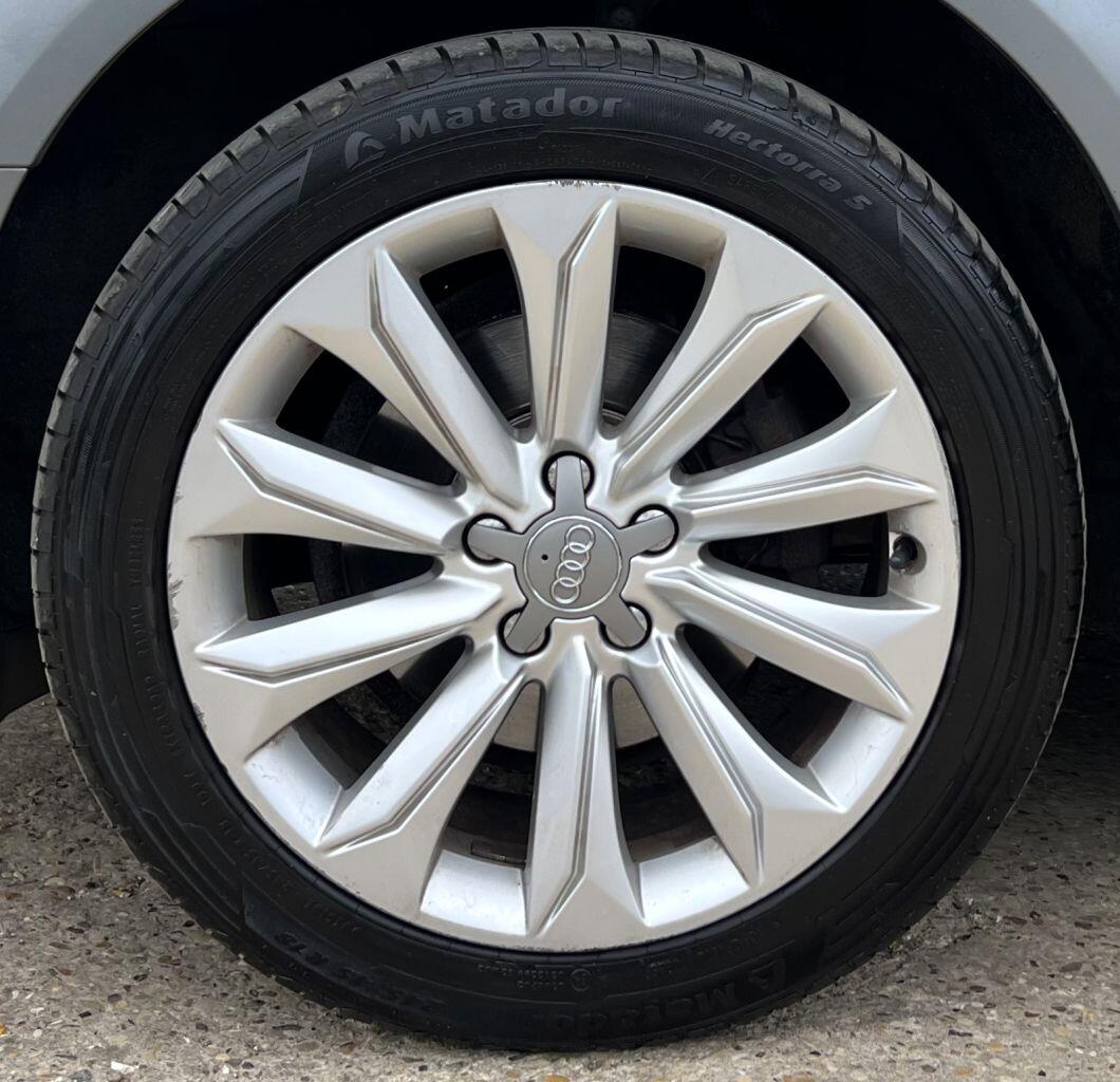 Audi A4 Allroad view 14