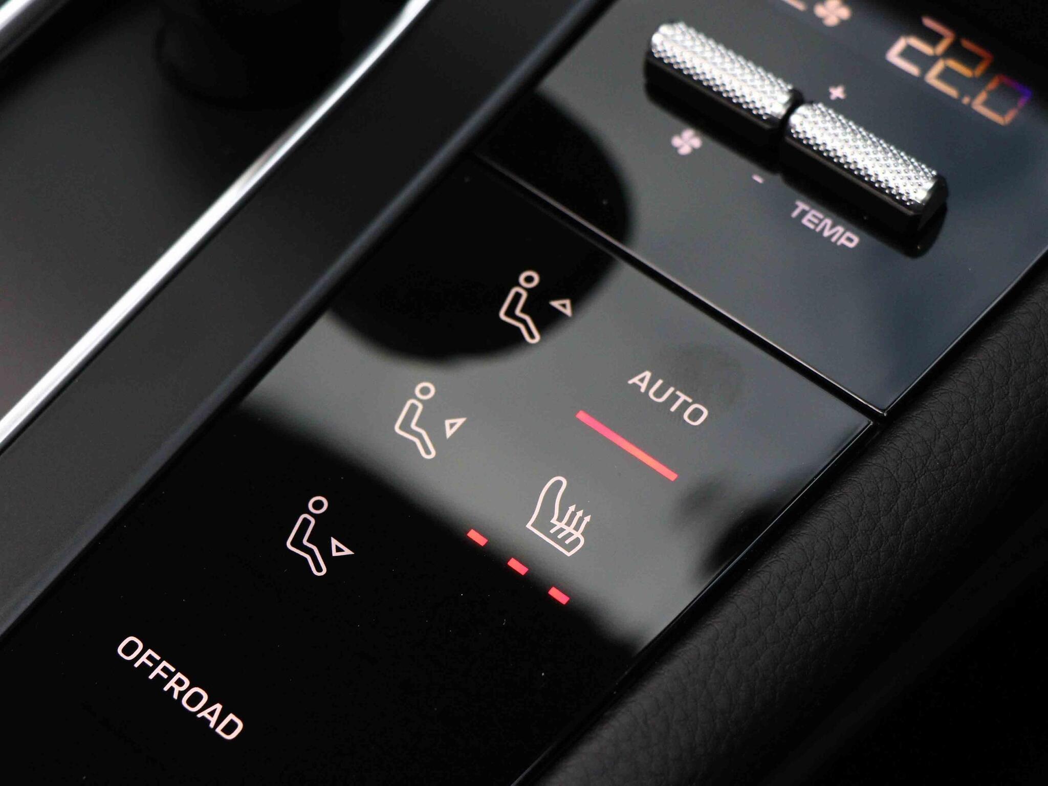Porsche Macan view 30