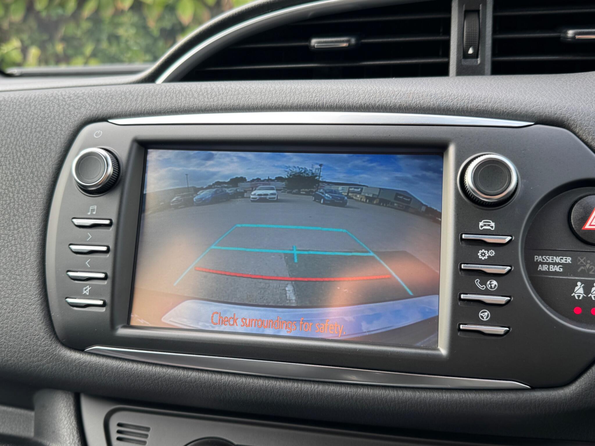 Toyota Yaris view 19