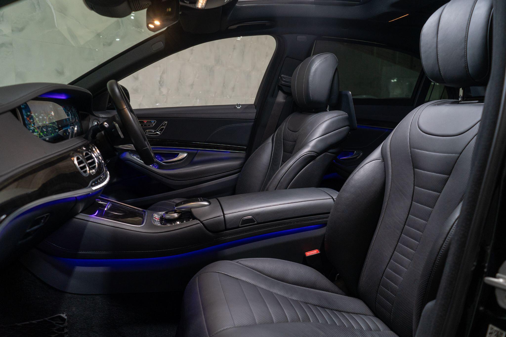 Mercedes-Benz S-Class view 40