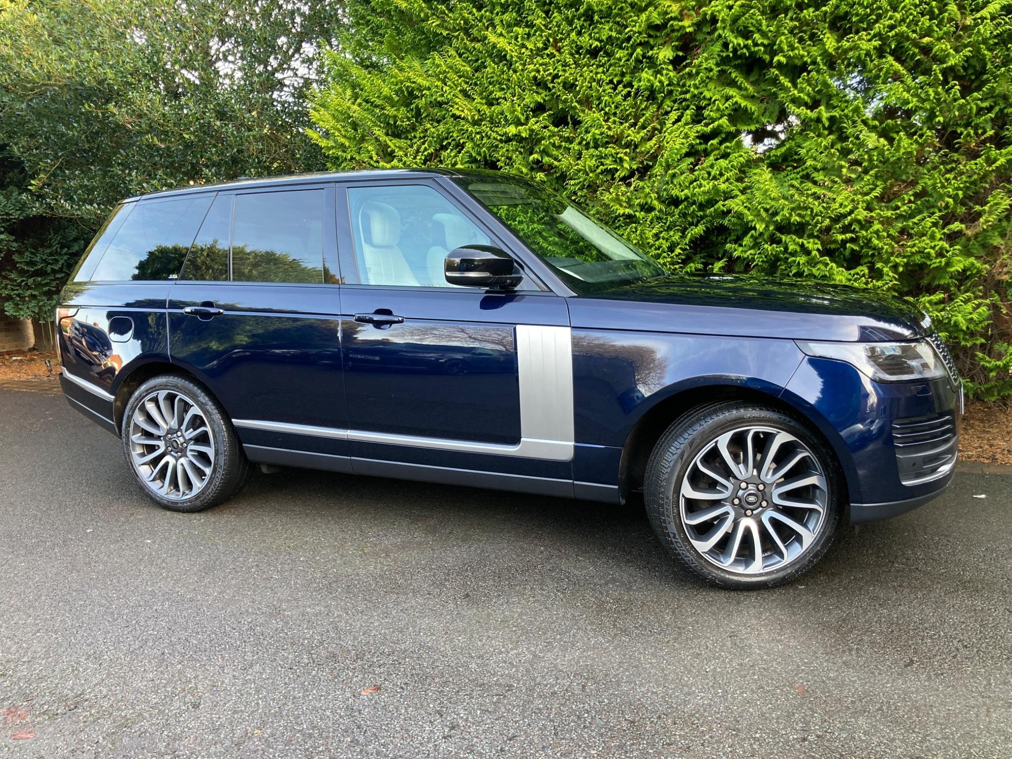 Land Rover Range Rover view 21