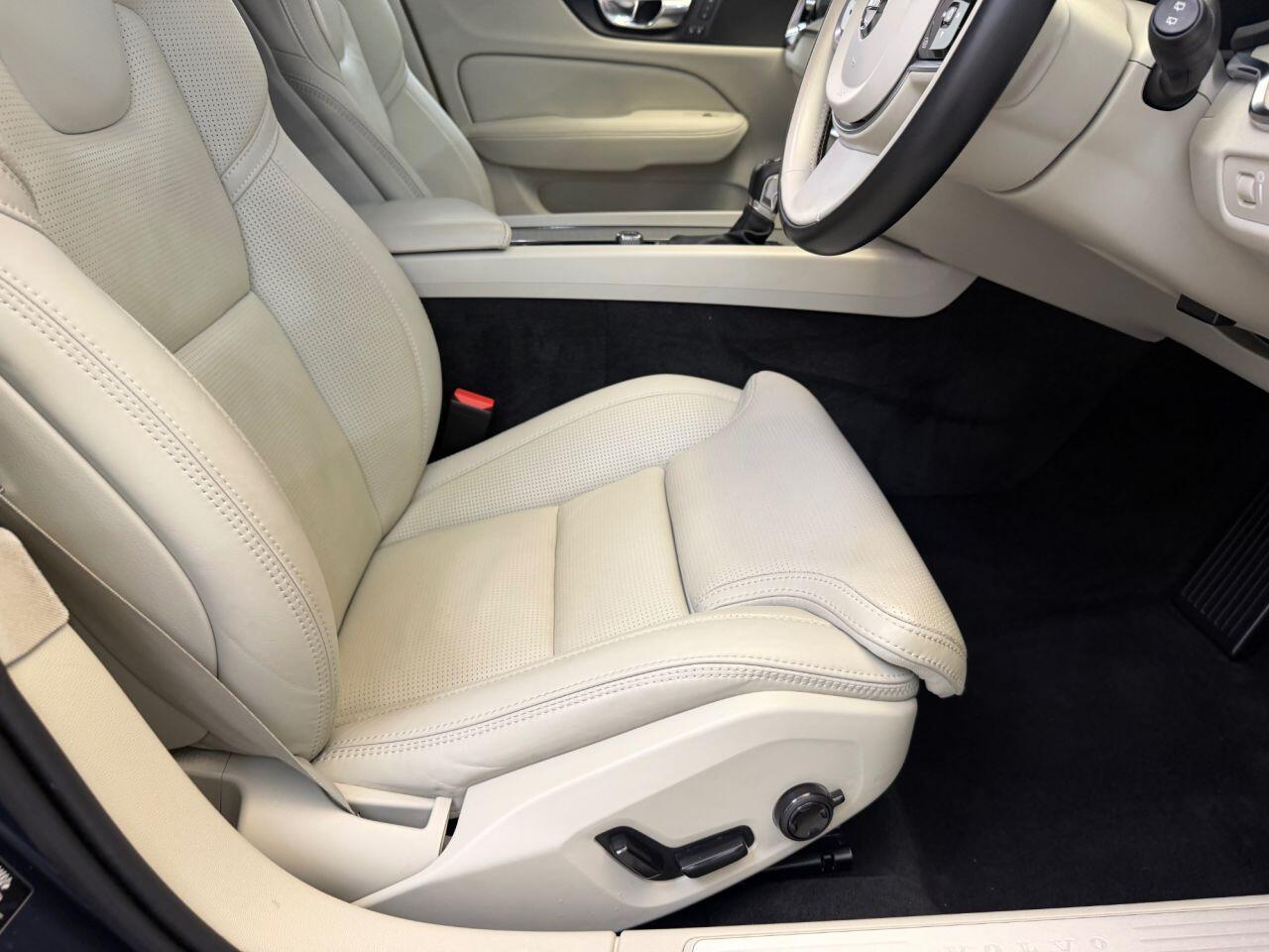 Volvo V60 view 19