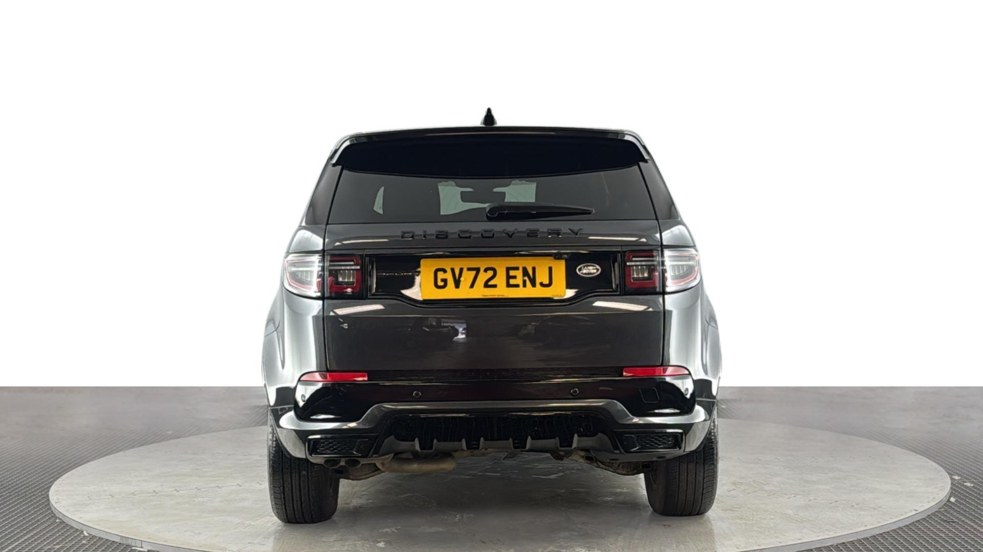 Land Rover Discovery Sport view 5