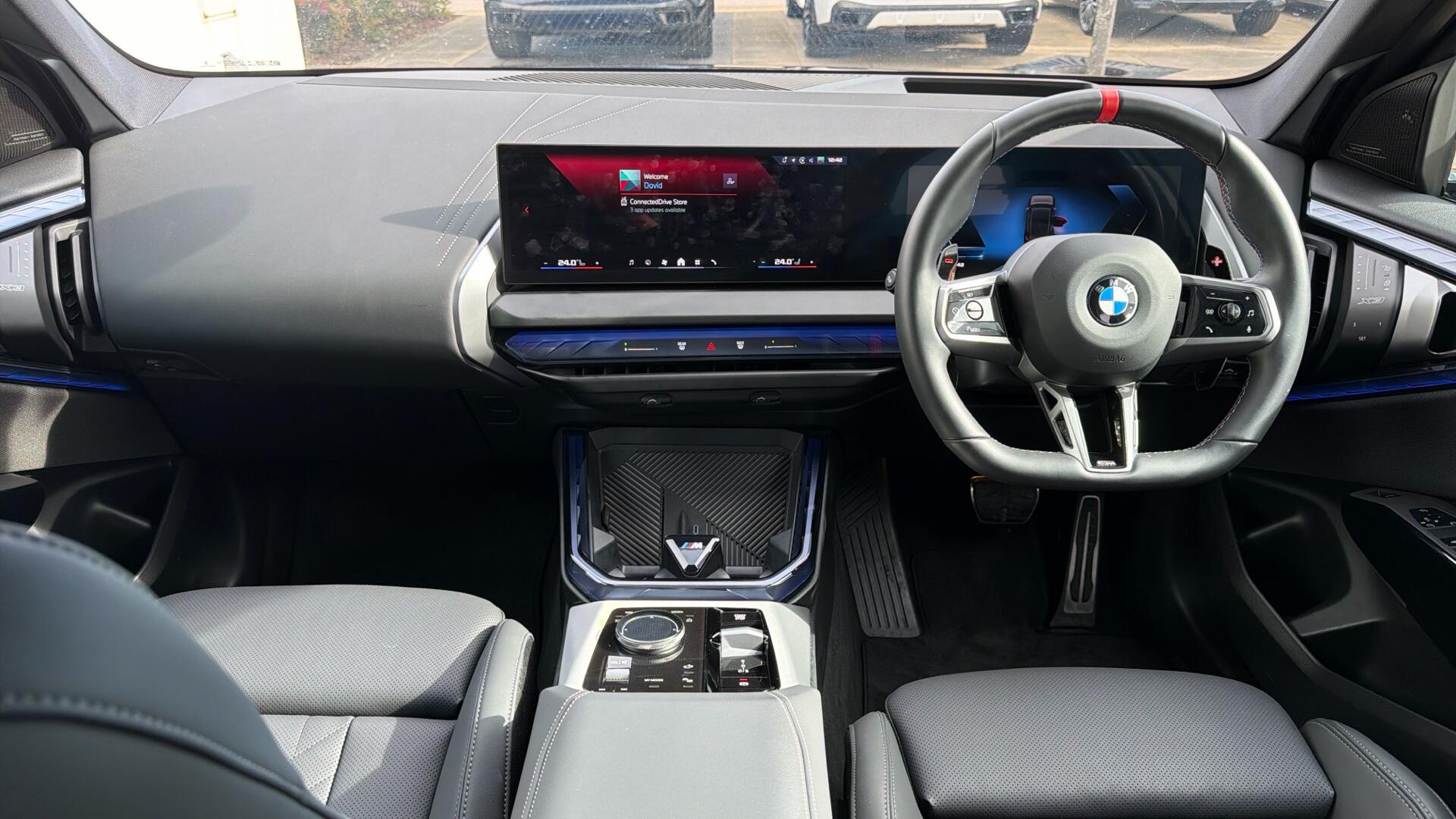 BMW X3 view 5