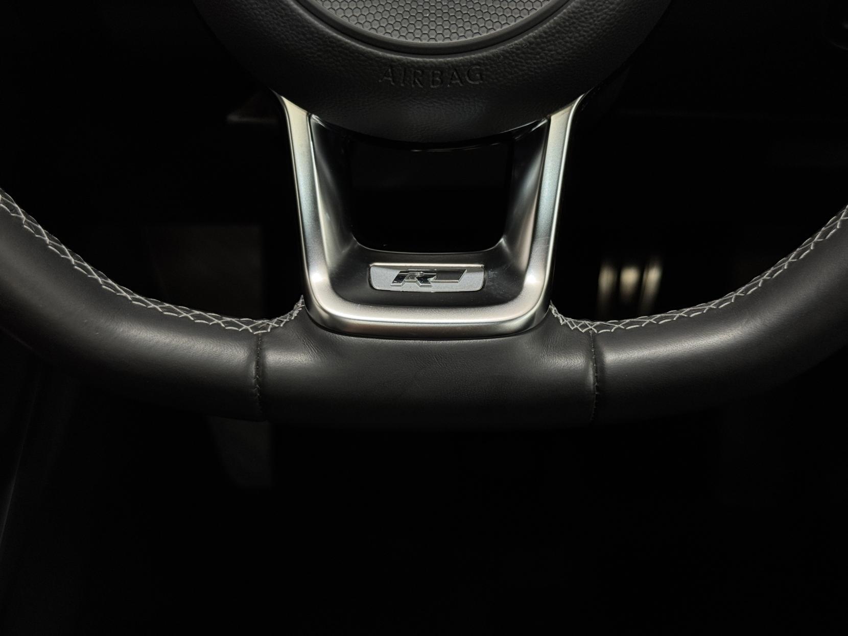 Volkswagen Tiguan view 45