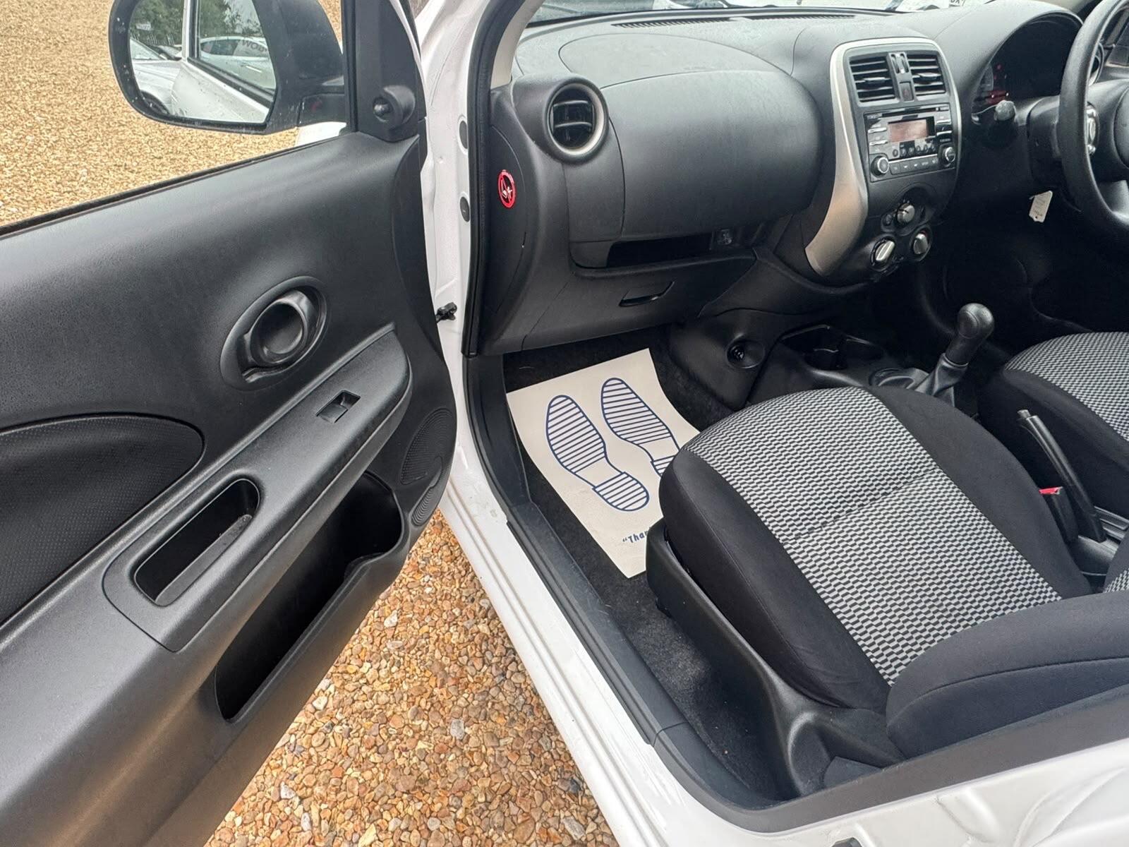 Nissan Micra view 23