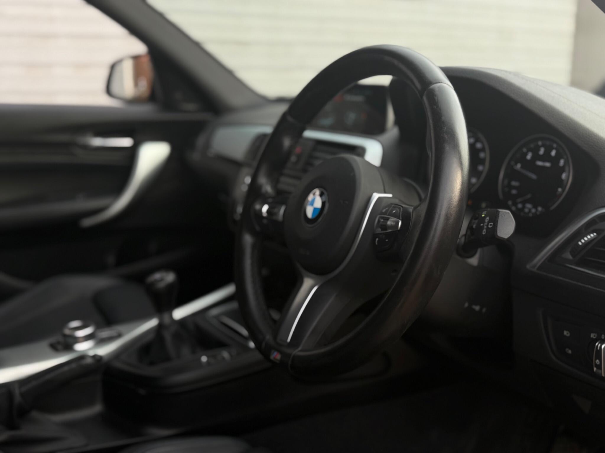 BMW 1 Series view 13