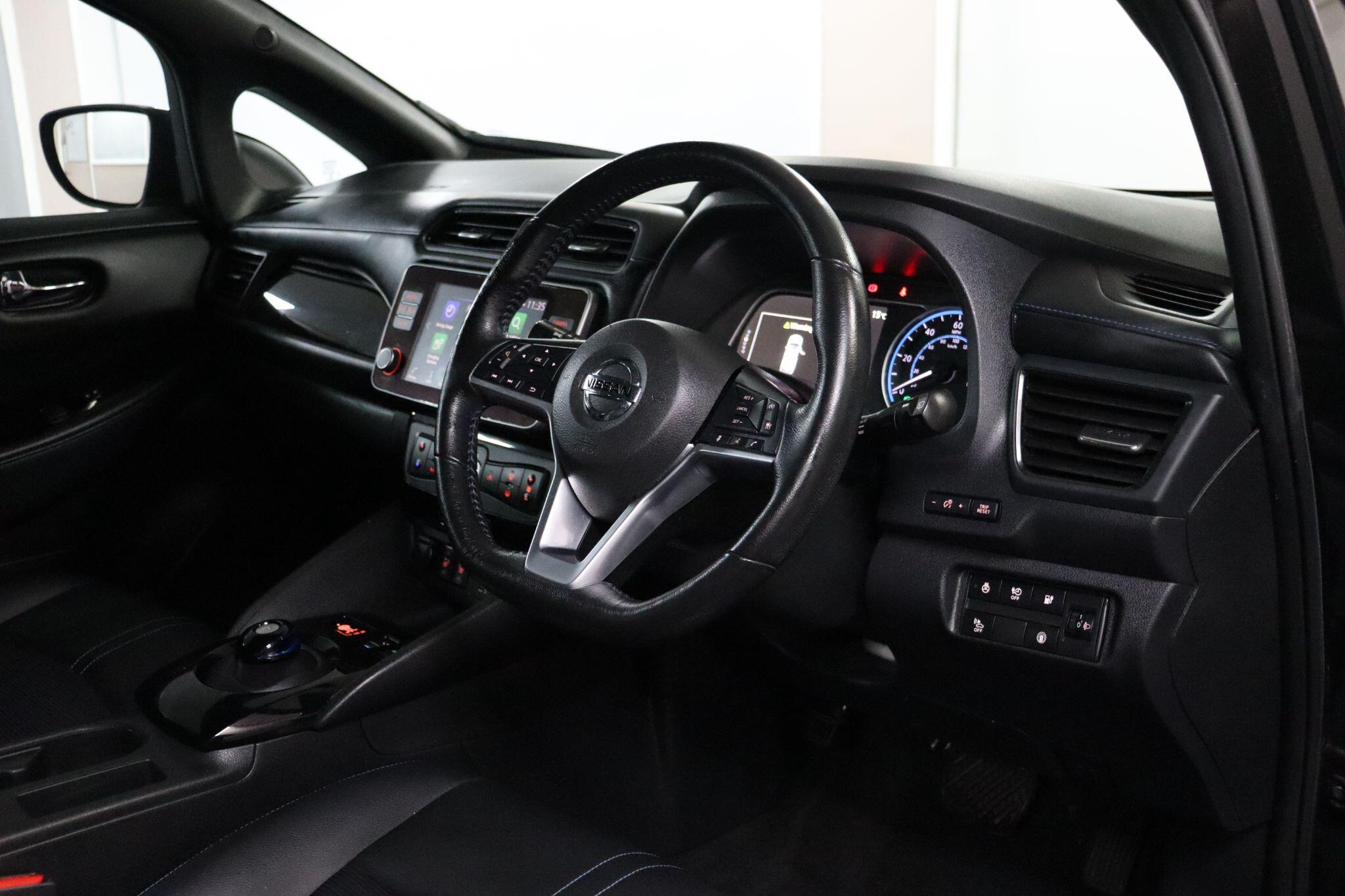Nissan Leaf view 5