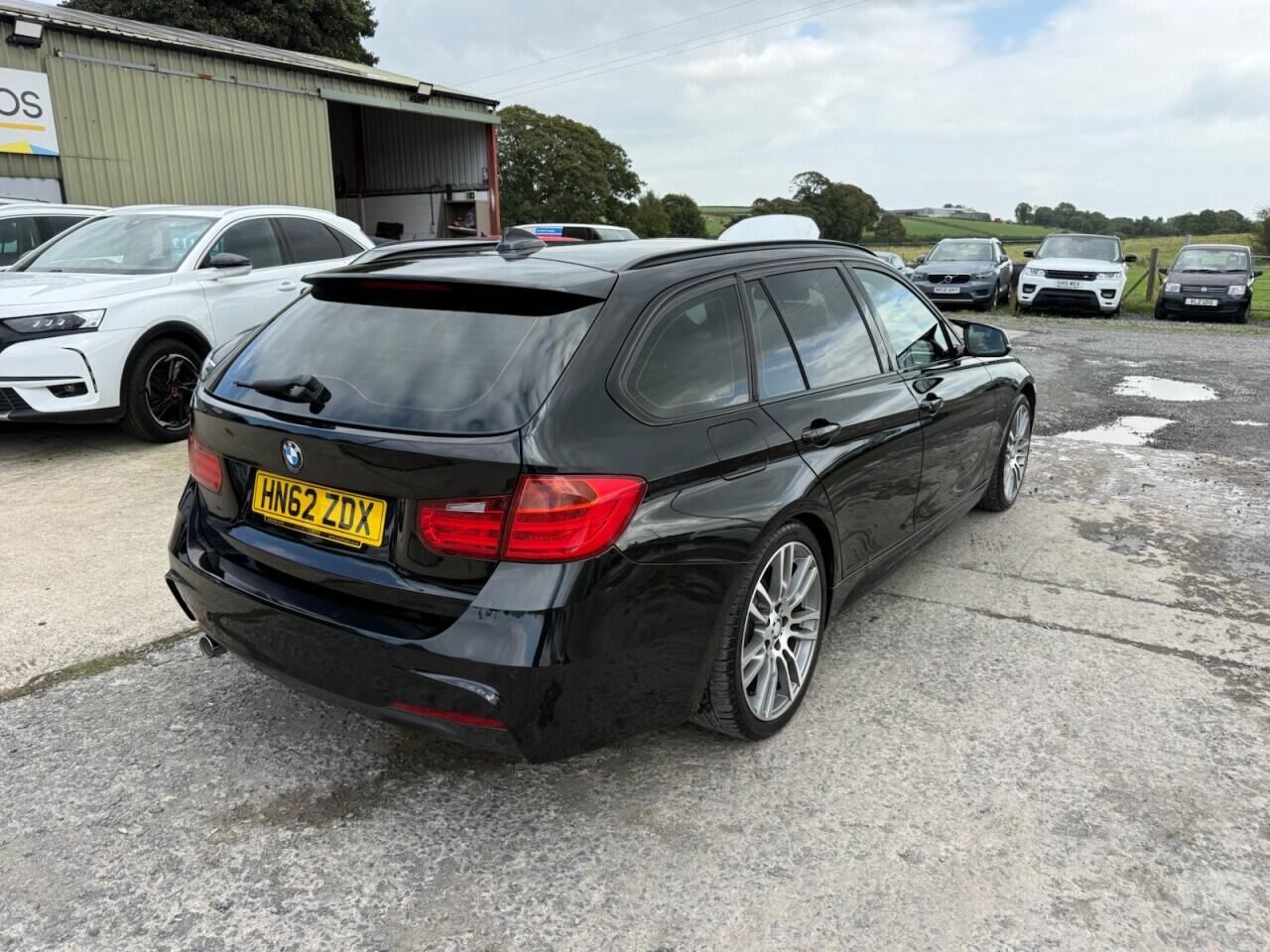 BMW 3 Series view 4