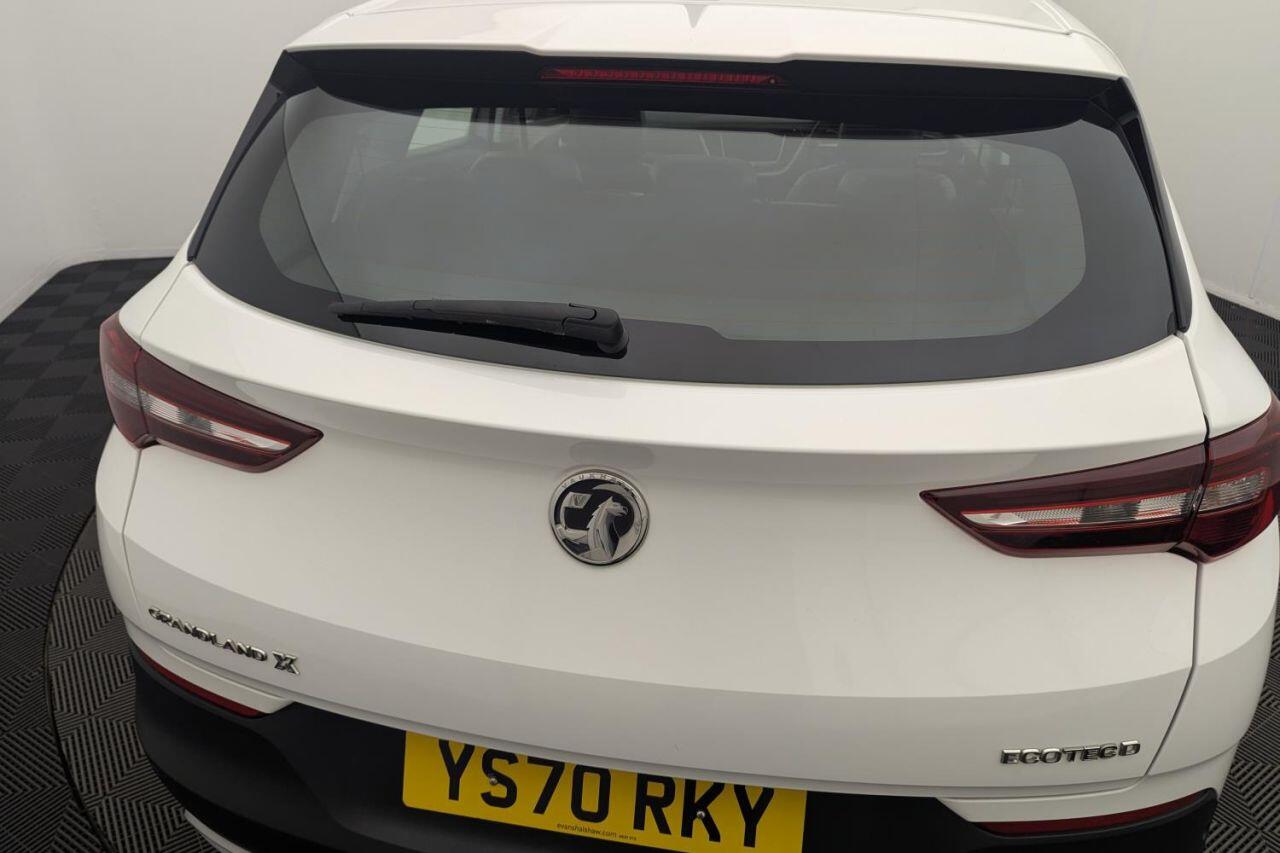 Vauxhall Grandland X view 39