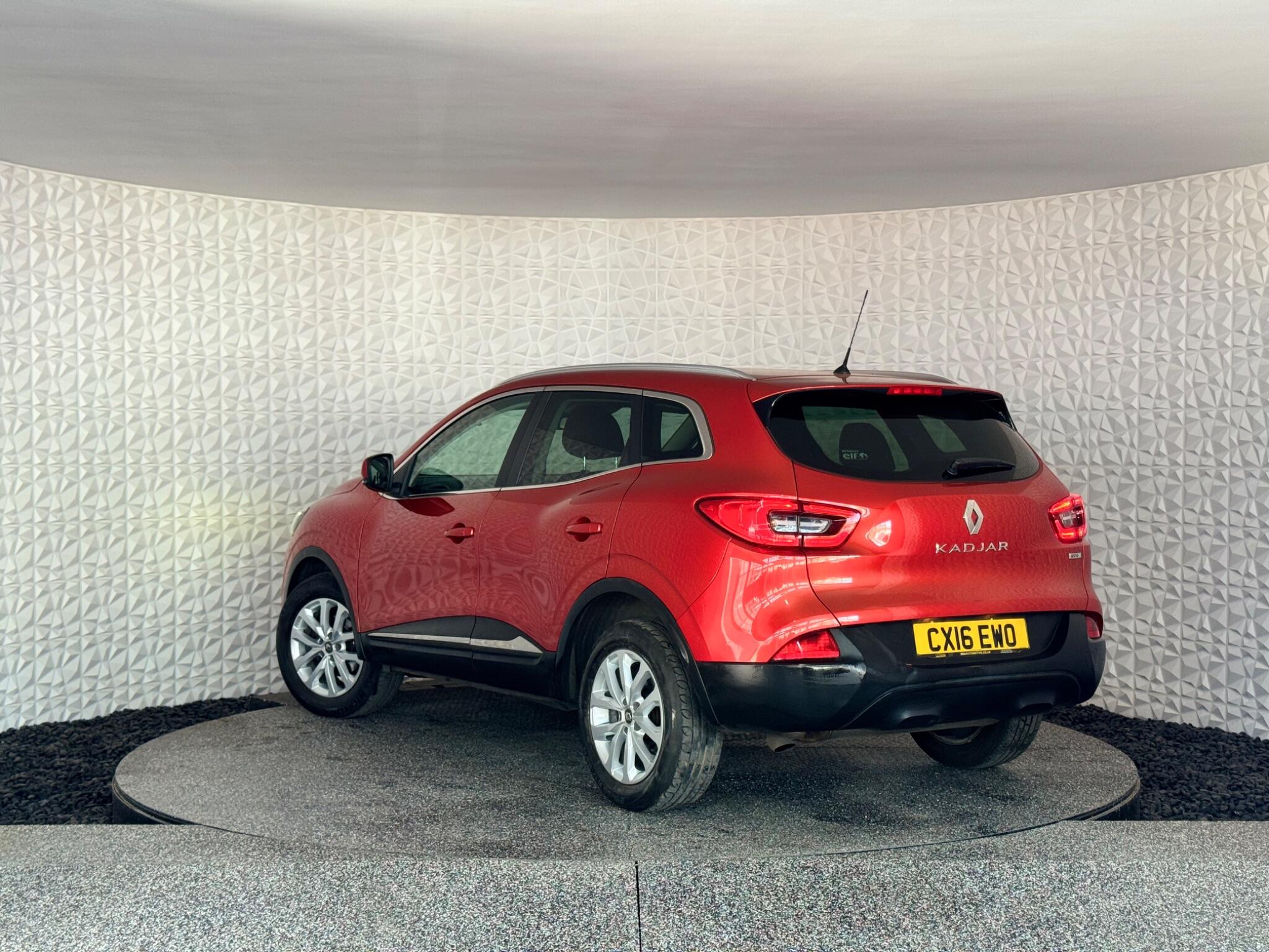 Renault Kadjar view 3