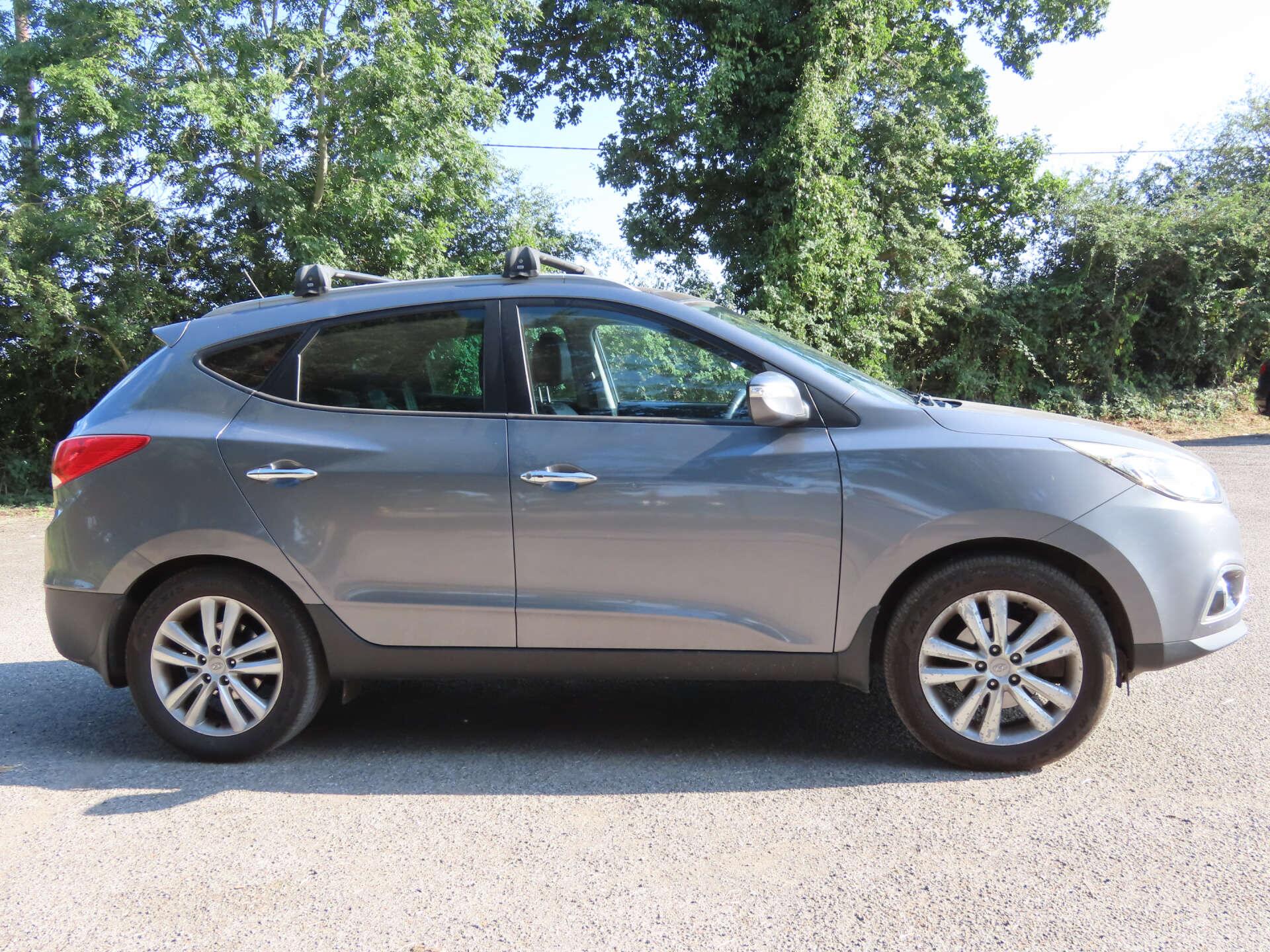 Hyundai Ix35 view 4