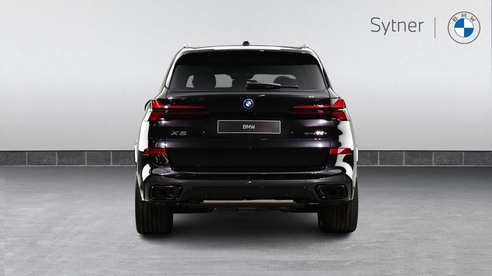 BMW X5 view 15