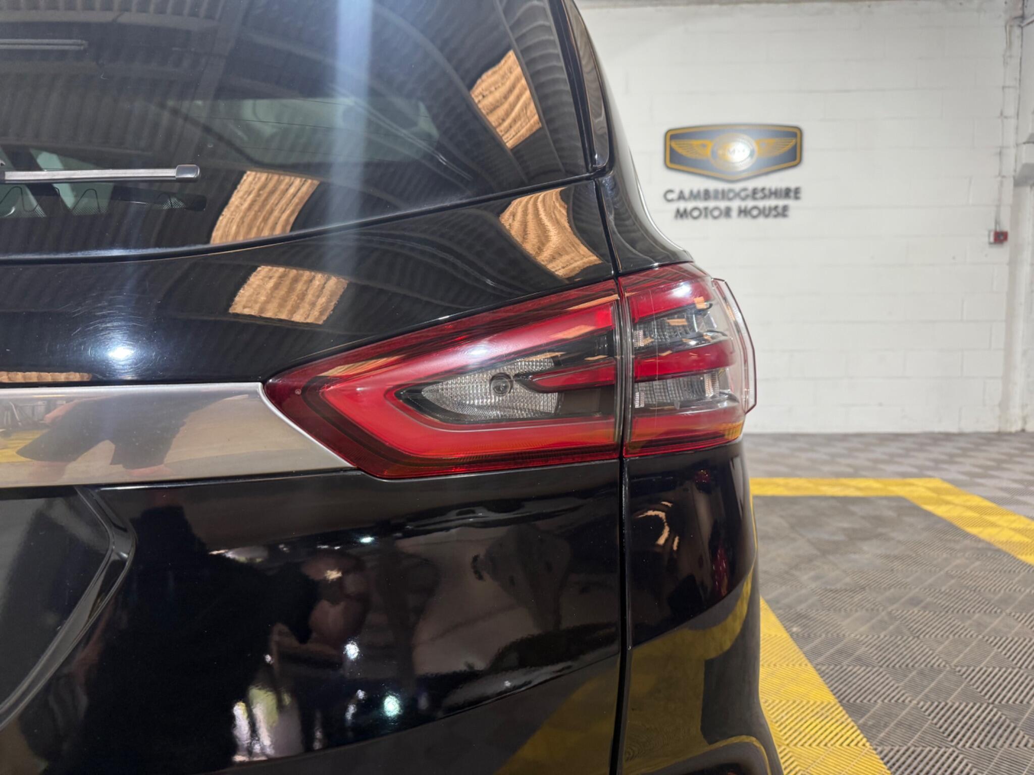 Ford S-Max view 70