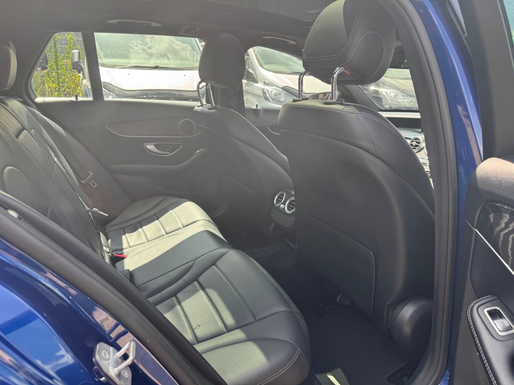 Mercedes-Benz C Class view 17
