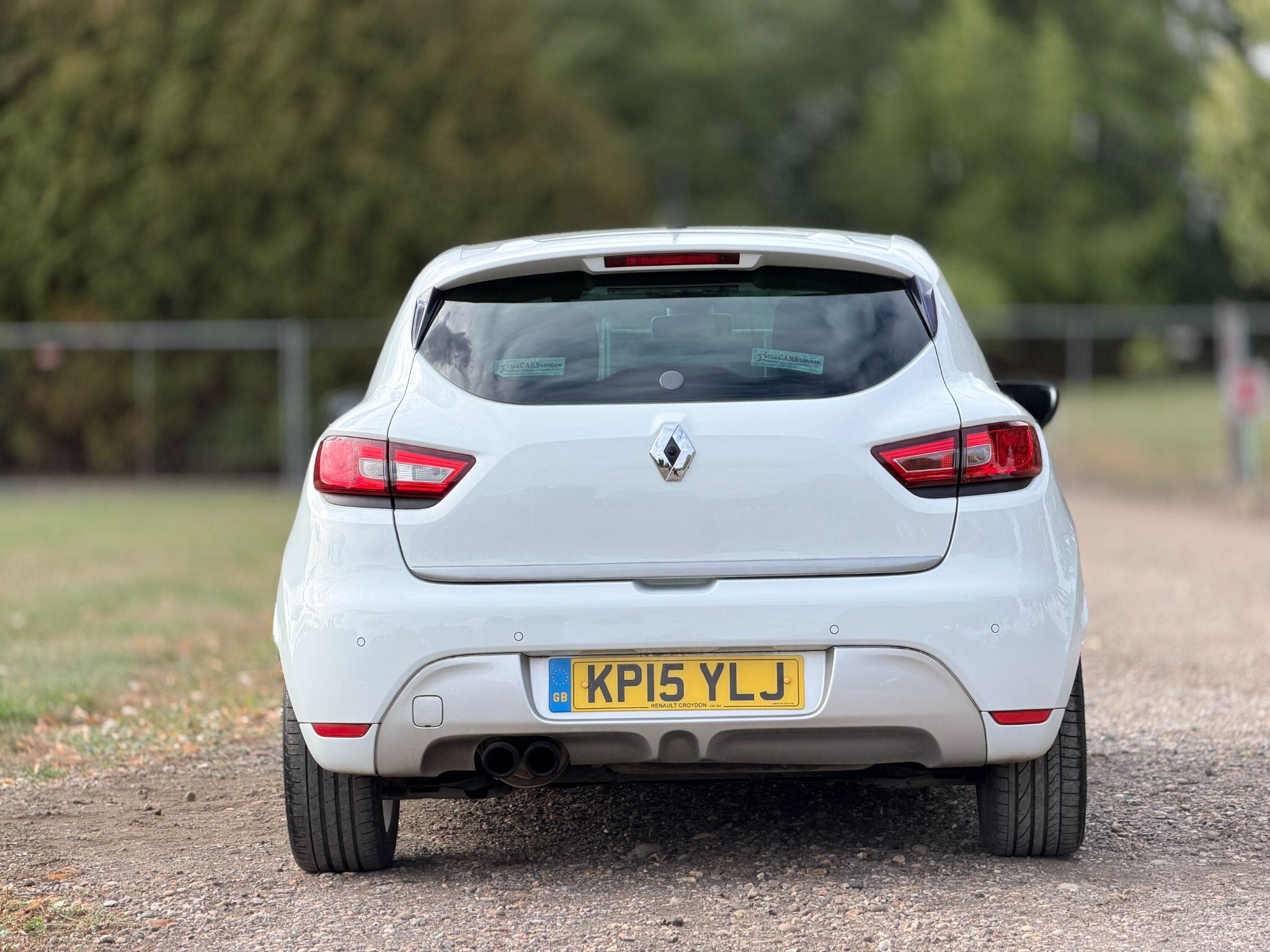 Renault Clio view 9