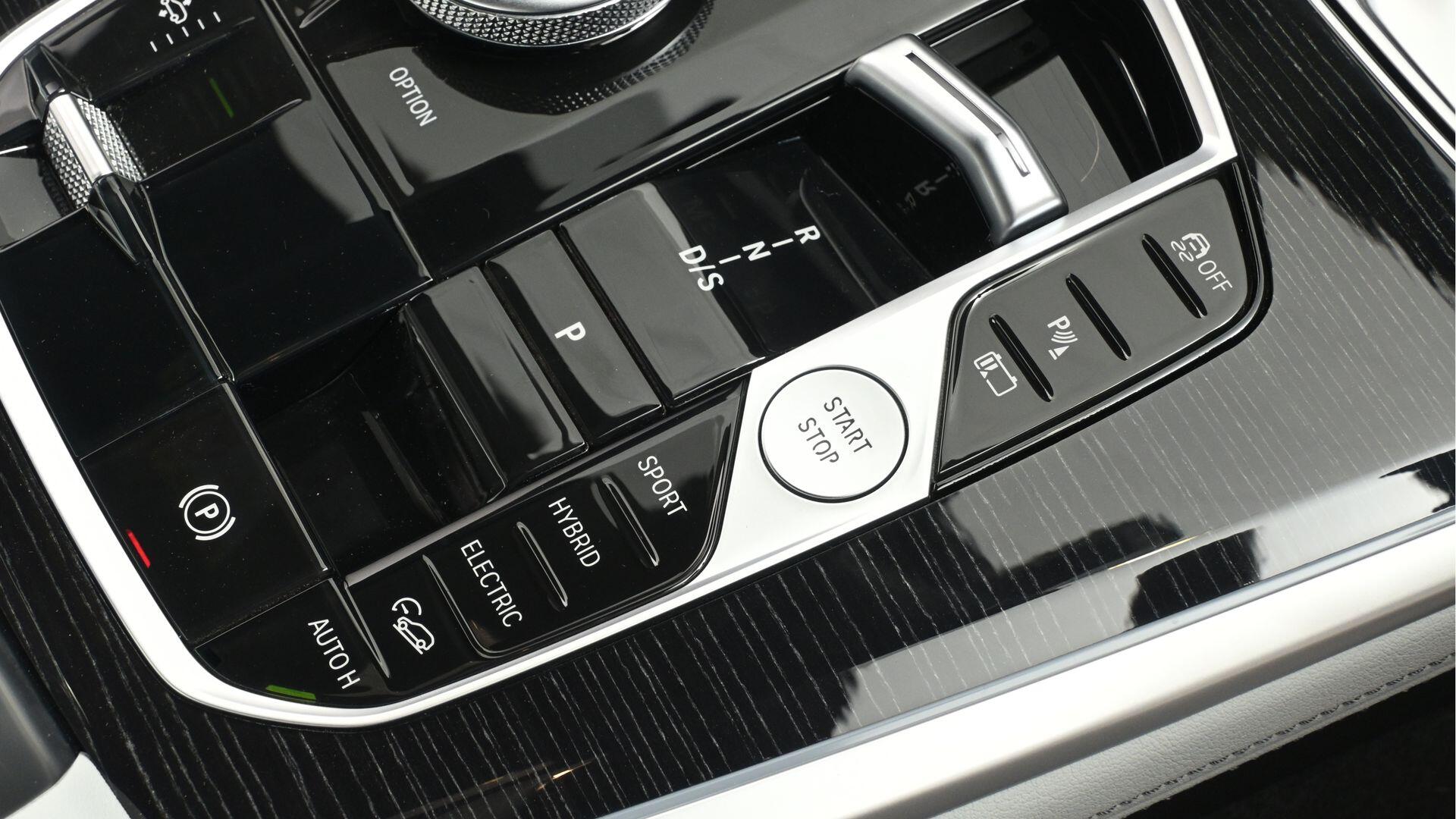 BMW X5 view 19