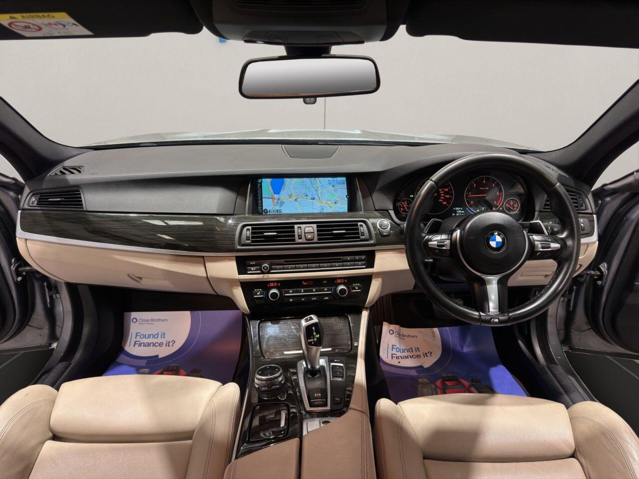 BMW 5 Series view 9