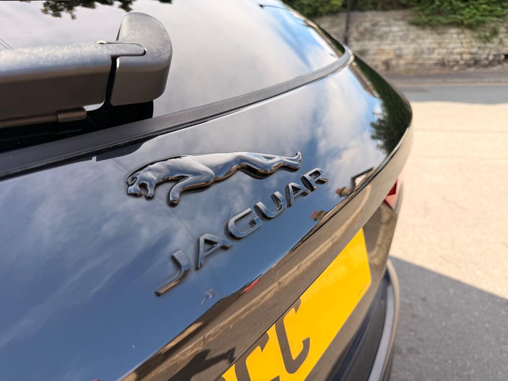Jaguar F-Pace view 22