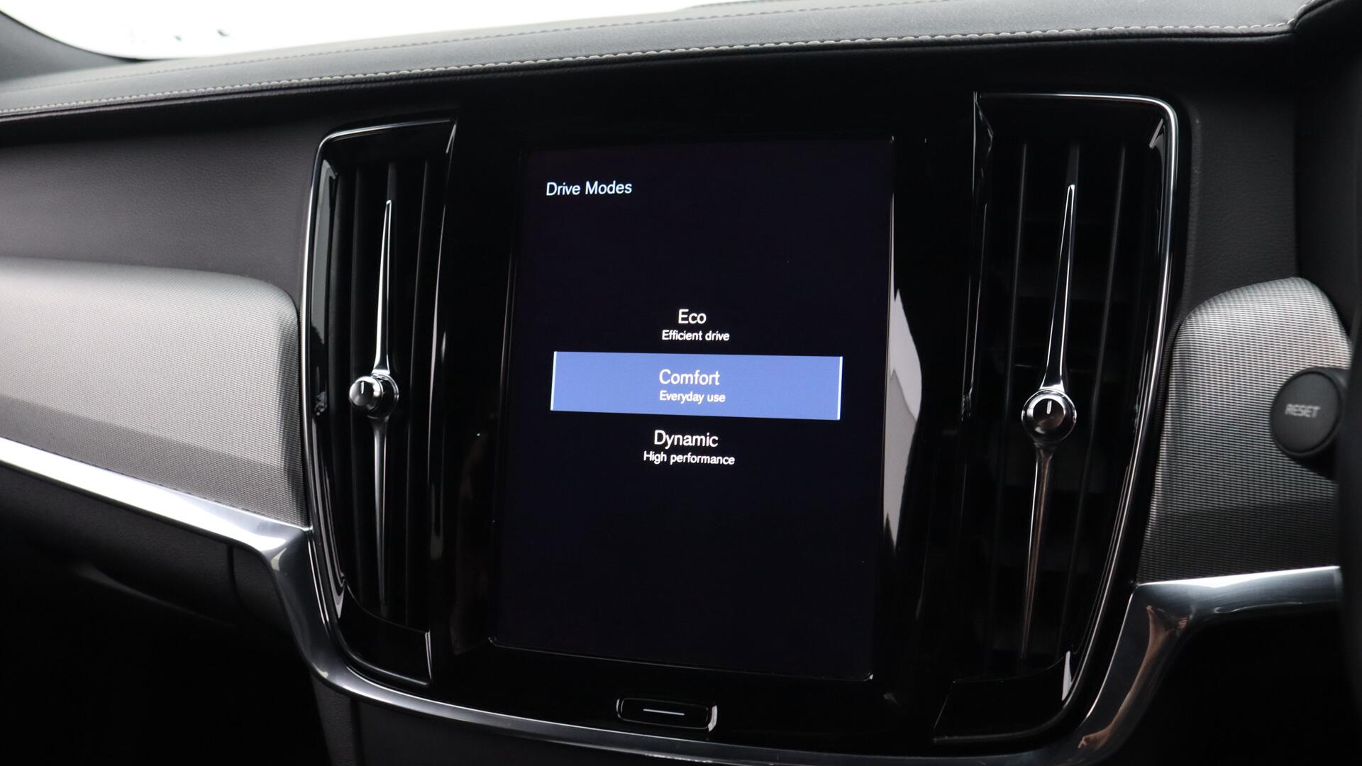 Volvo V90 view 44