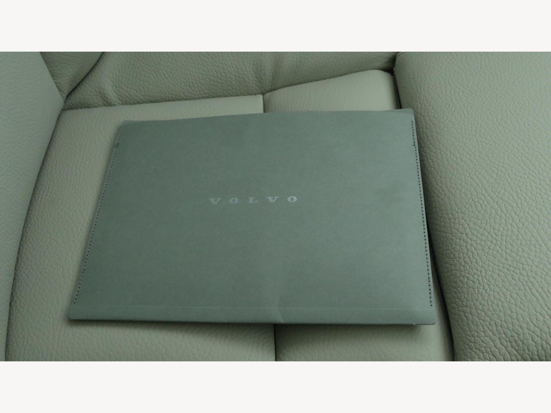 Volvo V60 view 17