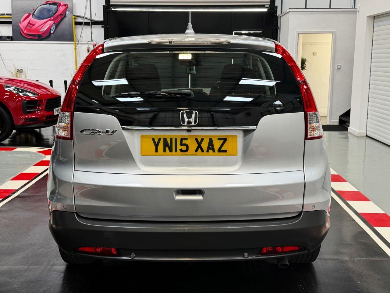 Honda CR-V view 8